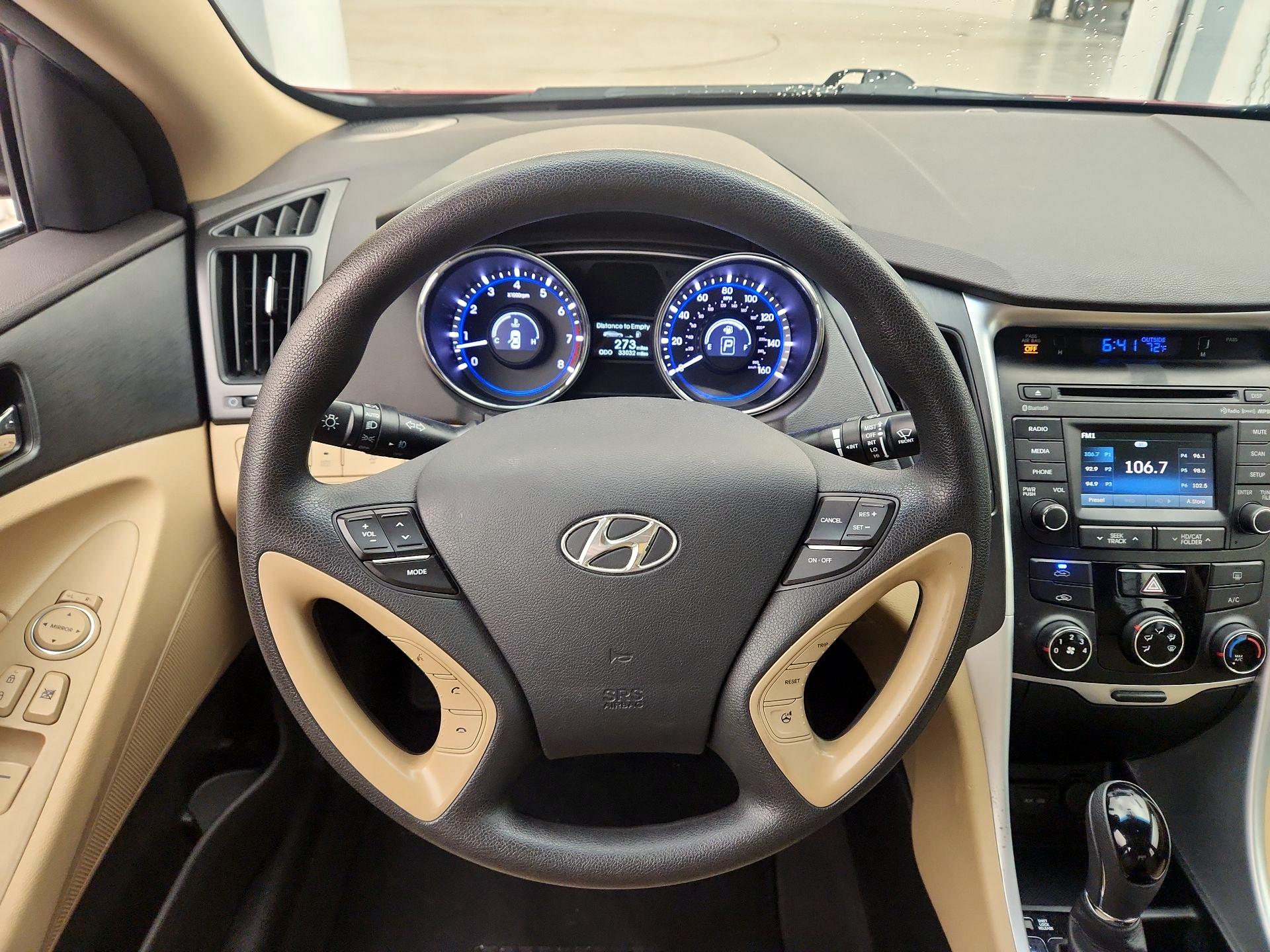 Thumbnail: 2014 Hyundai Sonata - 10