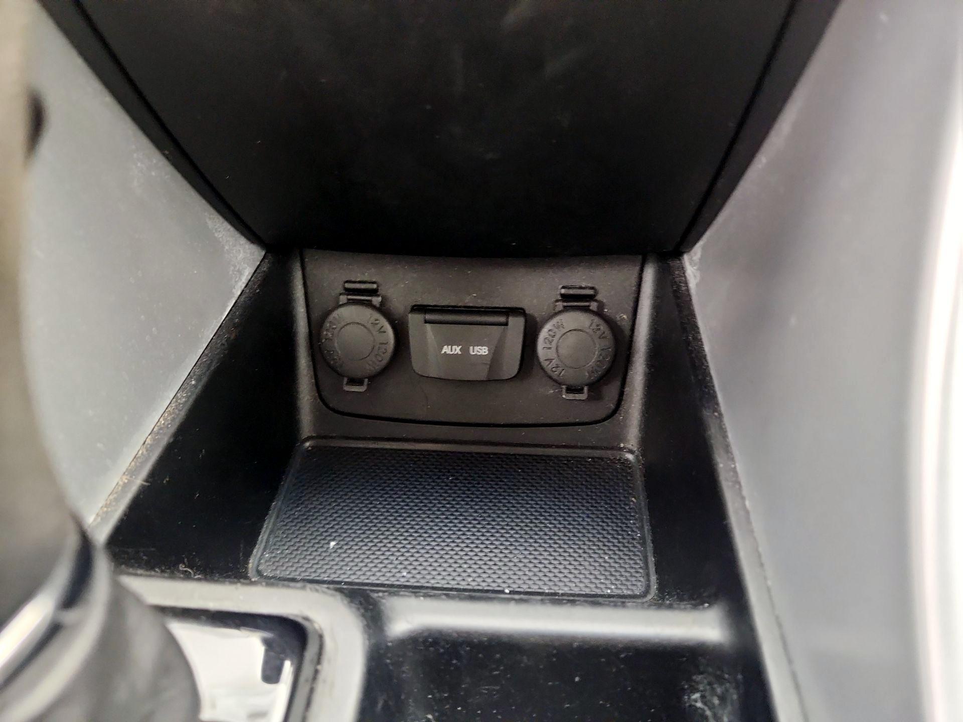 Thumbnail: 2014 Hyundai Sonata - 18