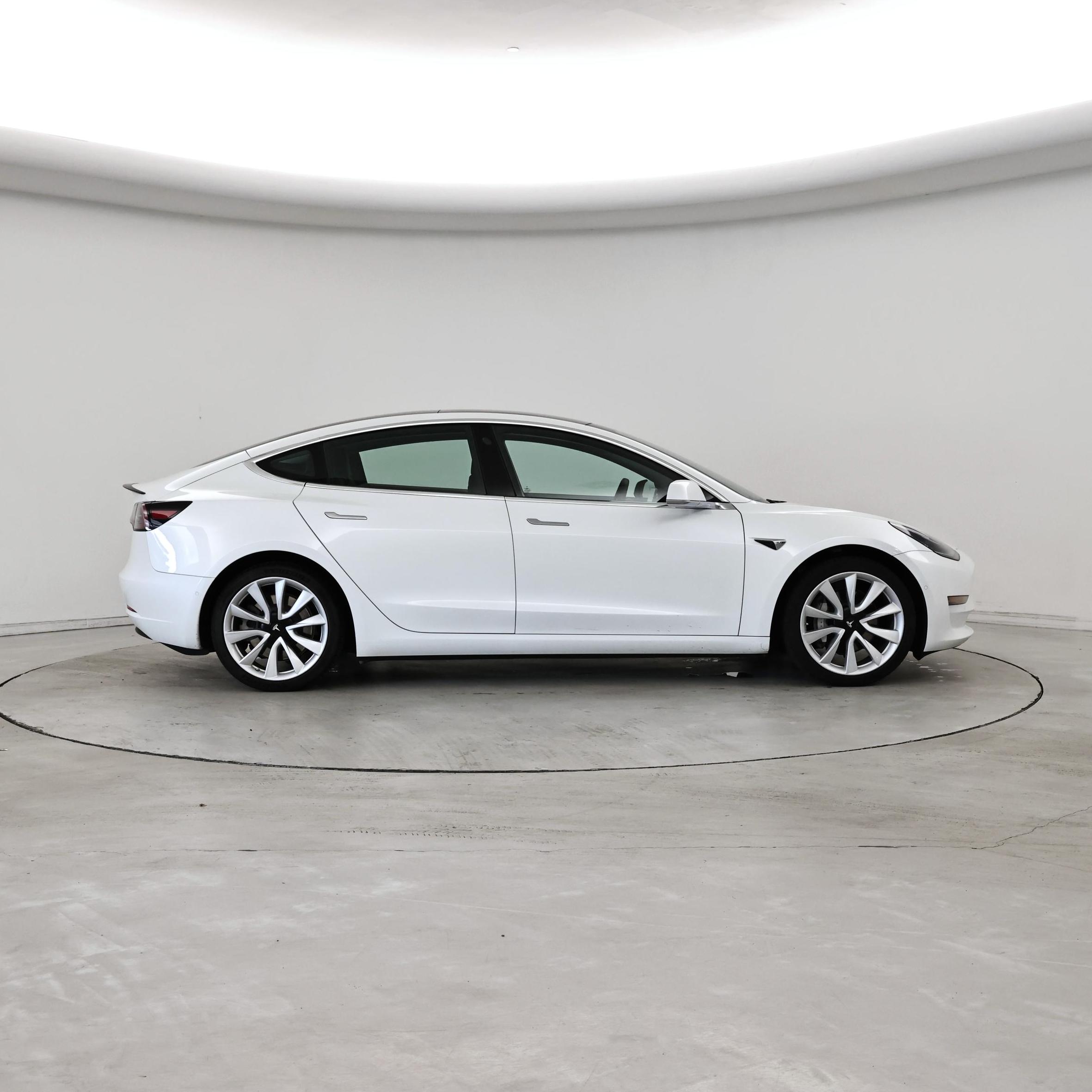 Thumbnail: 2020 Tesla Model 3 - 7