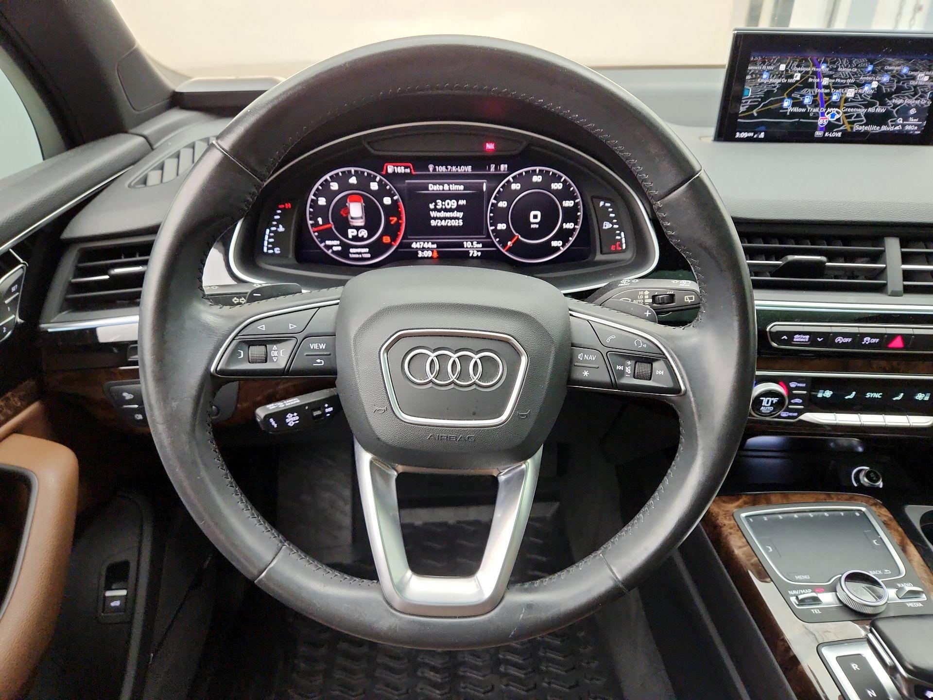 Thumbnail: 2017 Audi Q7 - 10
