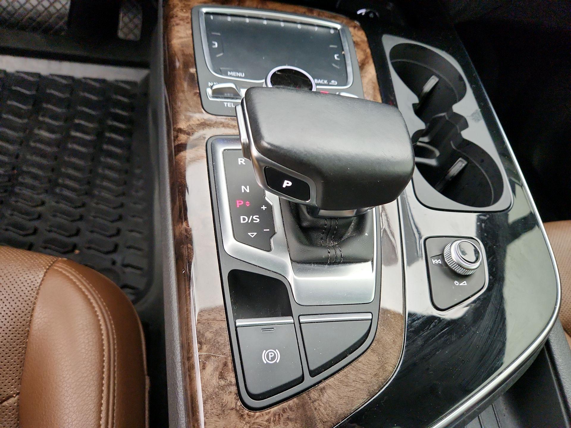 Thumbnail: 2017 Audi Q7 - 18