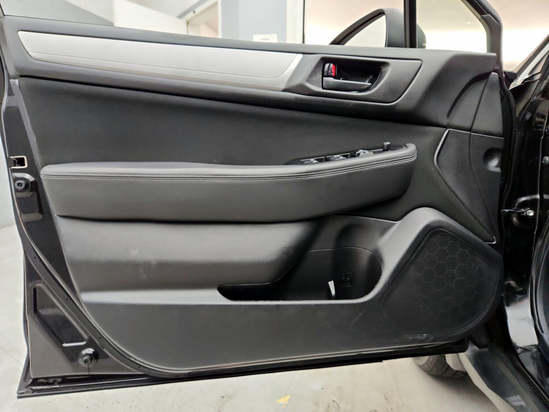 Thumbnail: 2019 Subaru Outback - 12