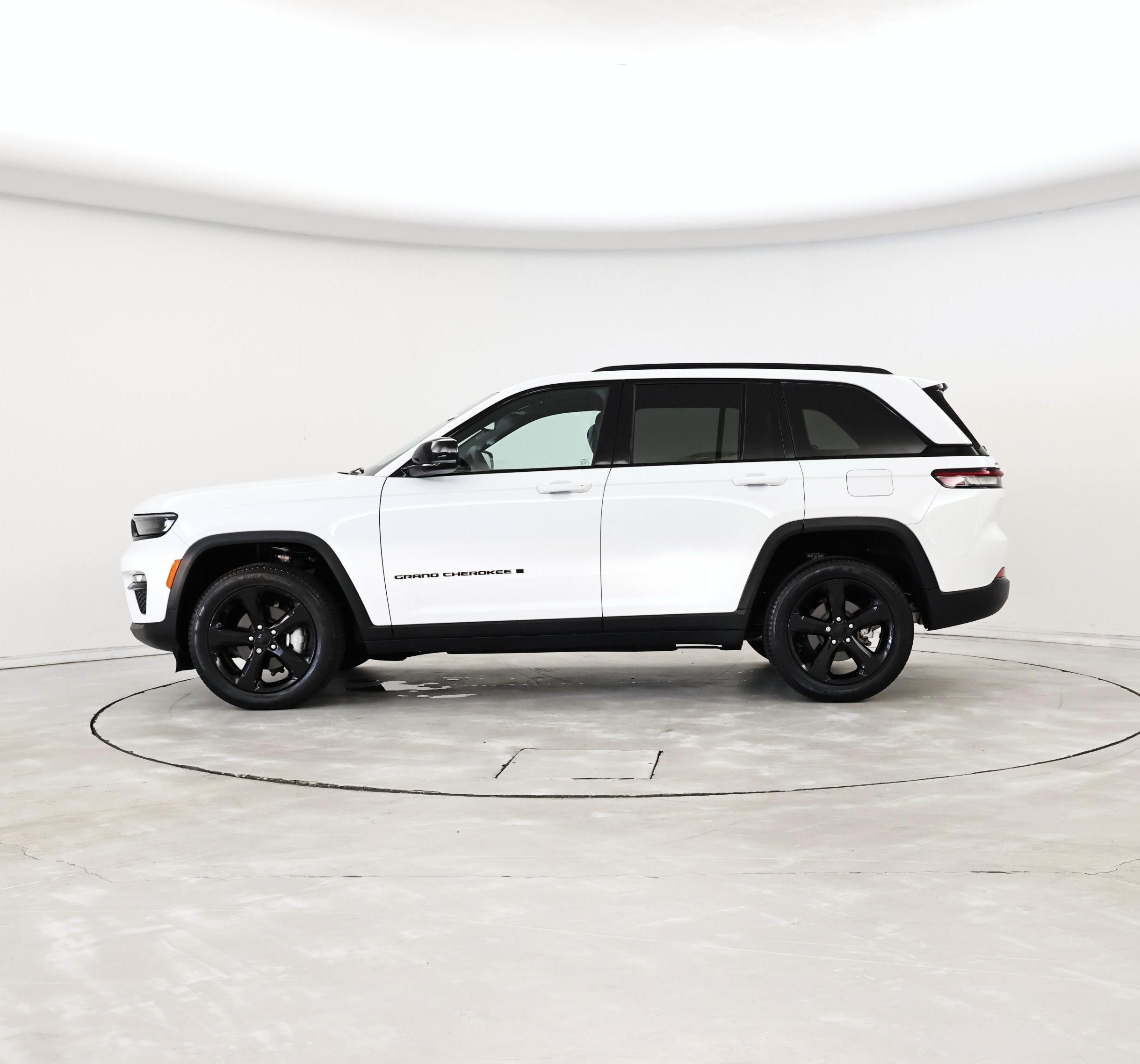 Thumbnail: 2024 Jeep Grand Cherokee - 3