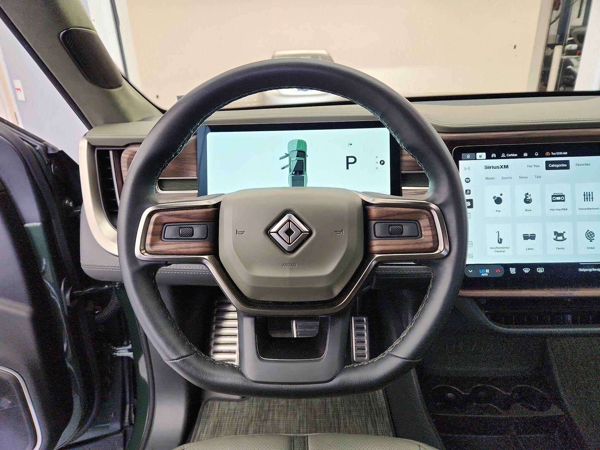Thumbnail: 2023 Rivian R1T - 10