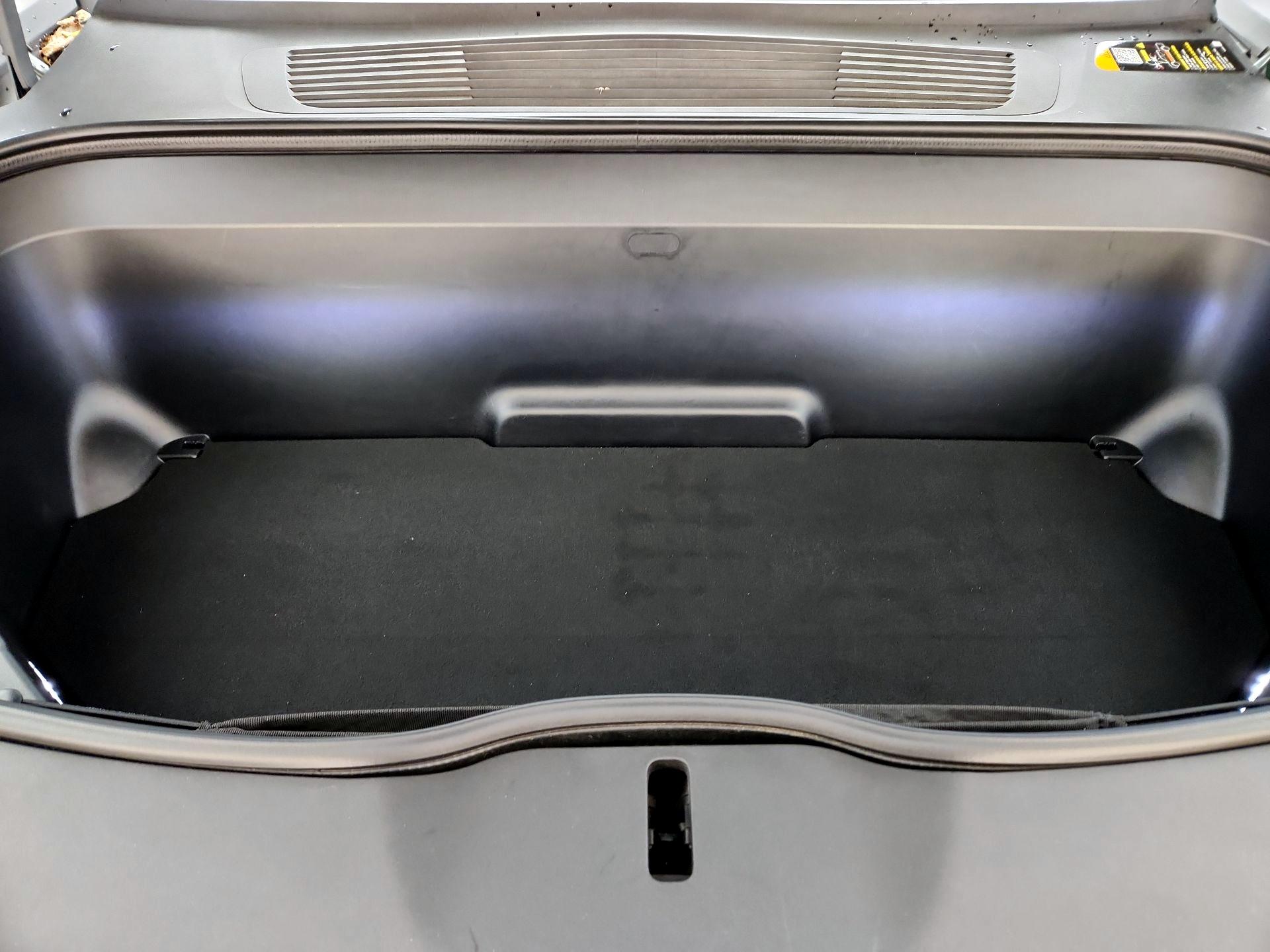 Thumbnail: 2023 Rivian R1T - 20