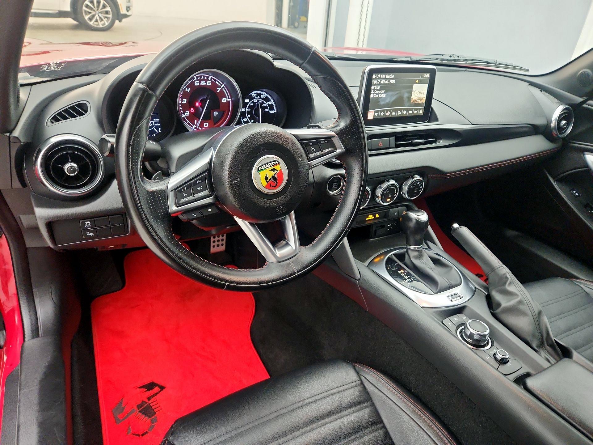 Thumbnail: 2018 Fiat 124 Spider - 9