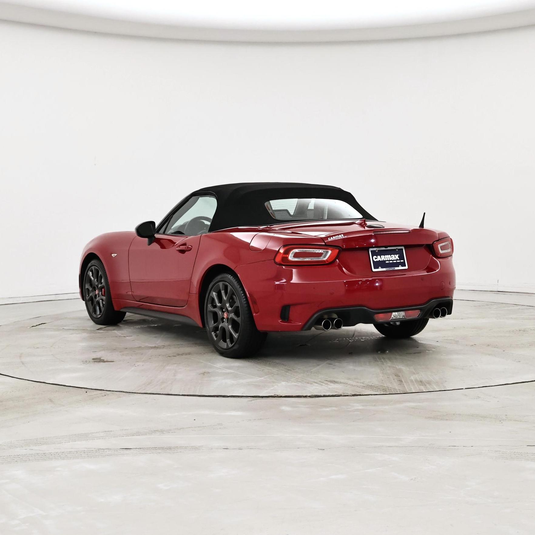 Thumbnail: 2018 Fiat 124 Spider - 2