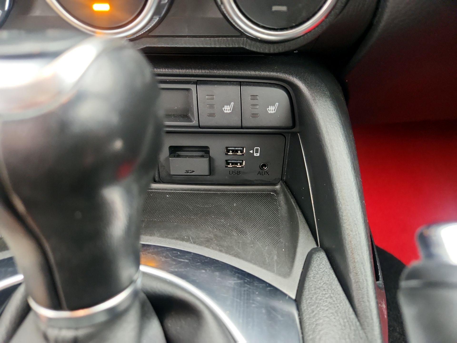 Thumbnail: 2018 Fiat 124 Spider - 19