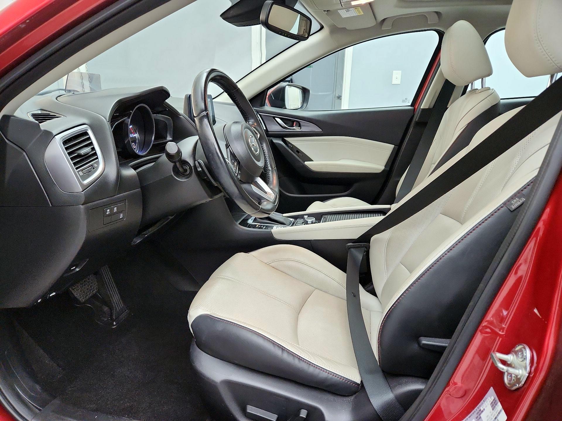 Thumbnail: 2018 Mazda Mazda3 - 11