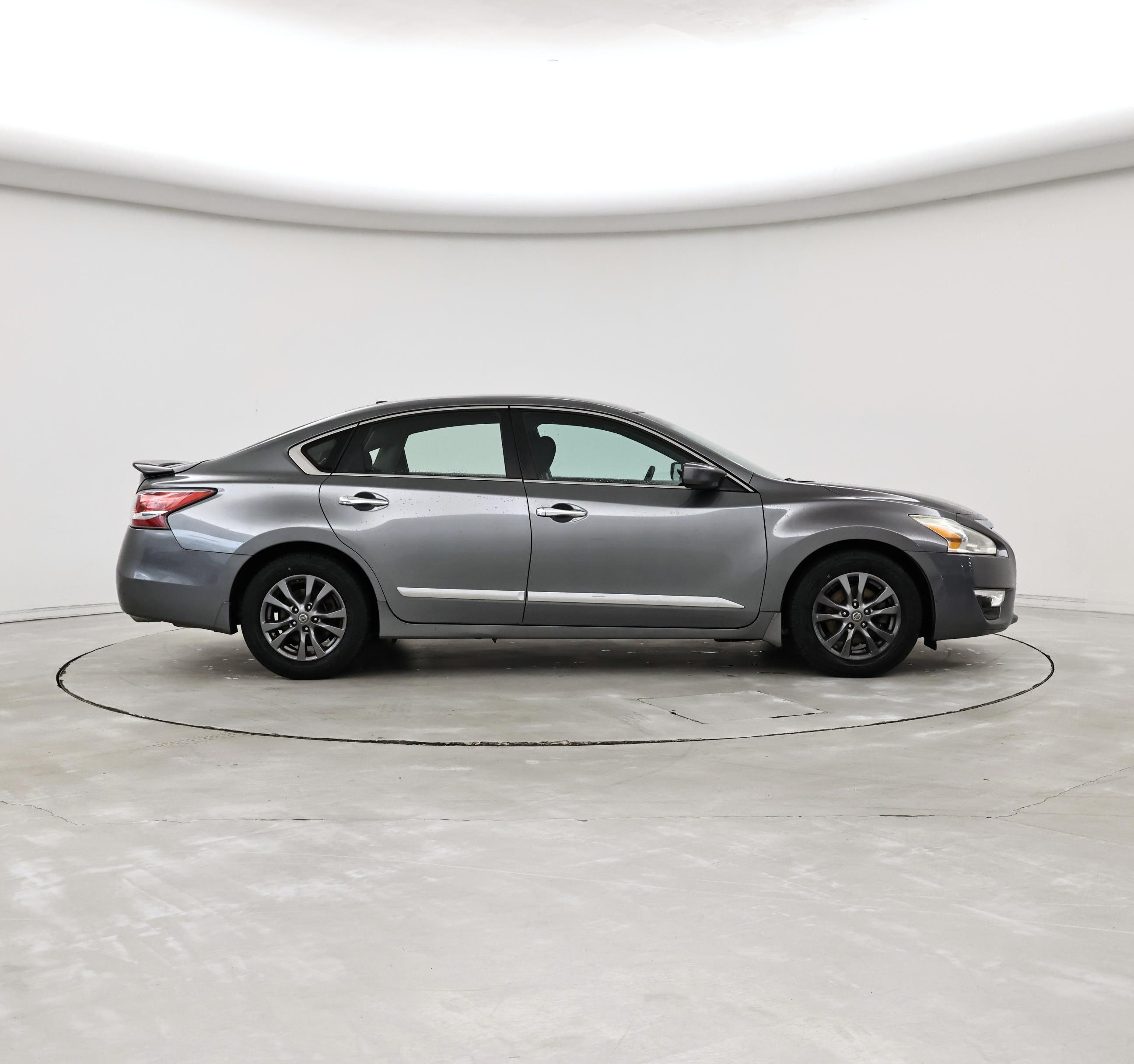 Thumbnail: 2015 Nissan Altima - 7