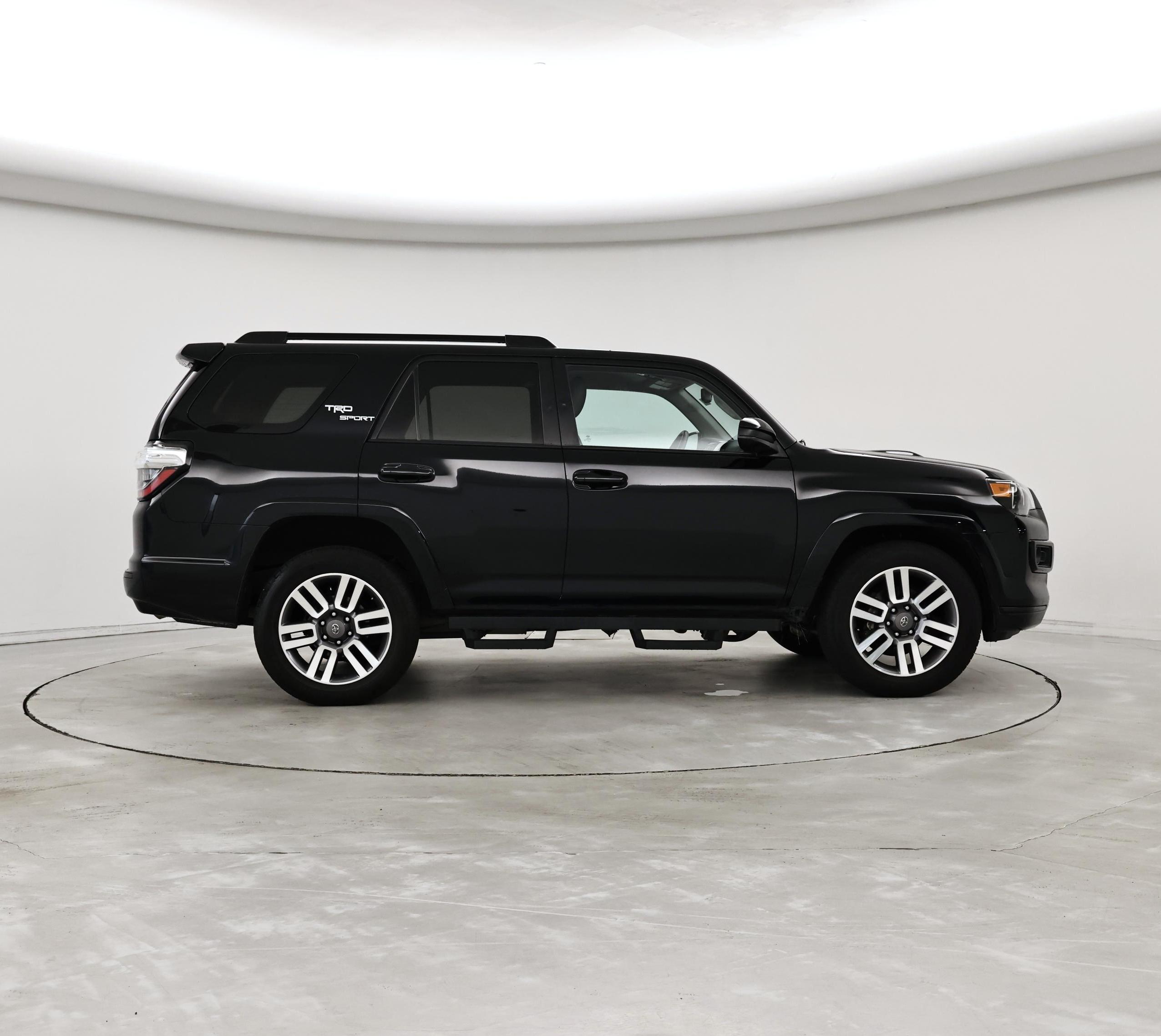 Thumbnail: 2022 Toyota 4Runner - 7