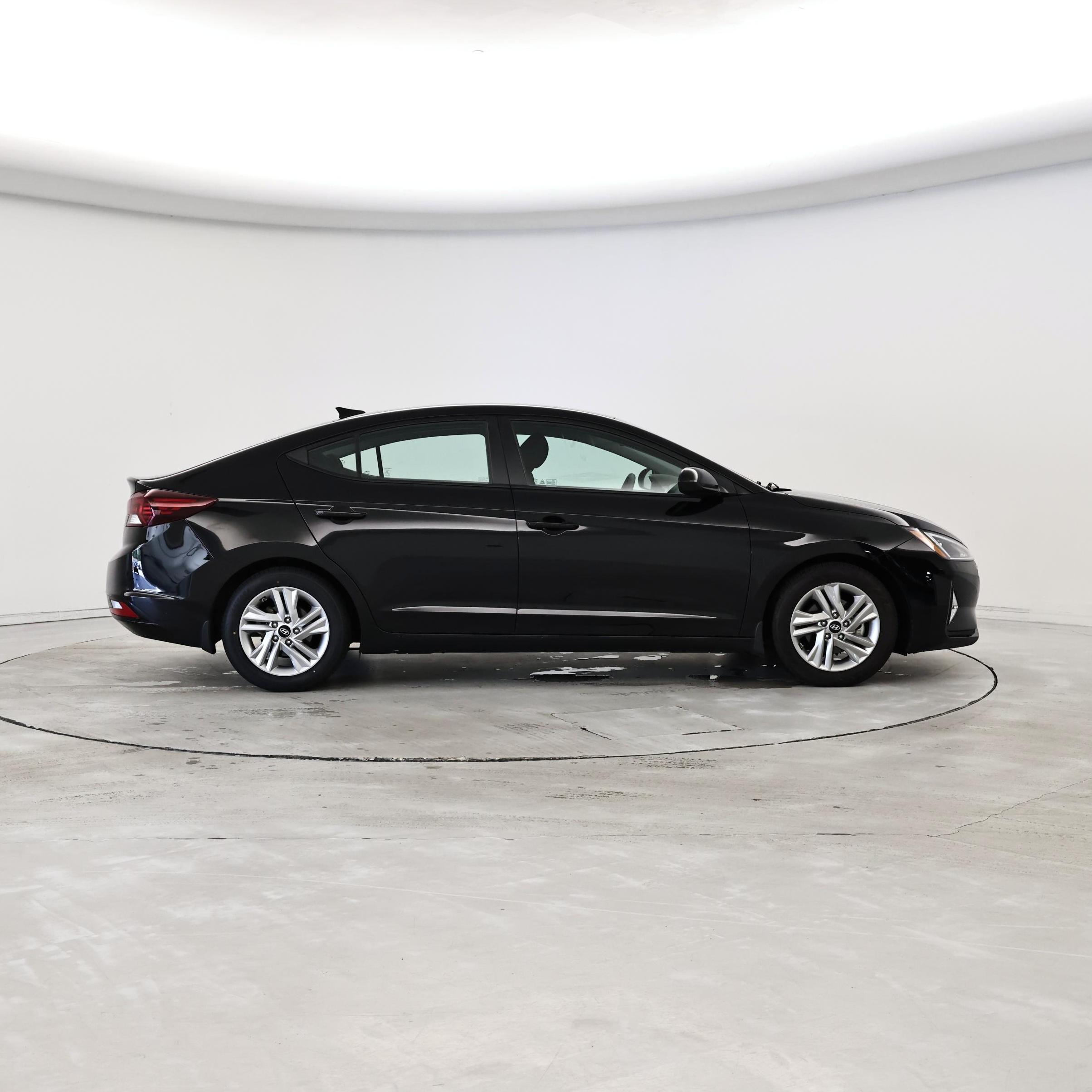 Thumbnail: 2020 Hyundai Elantra - 7