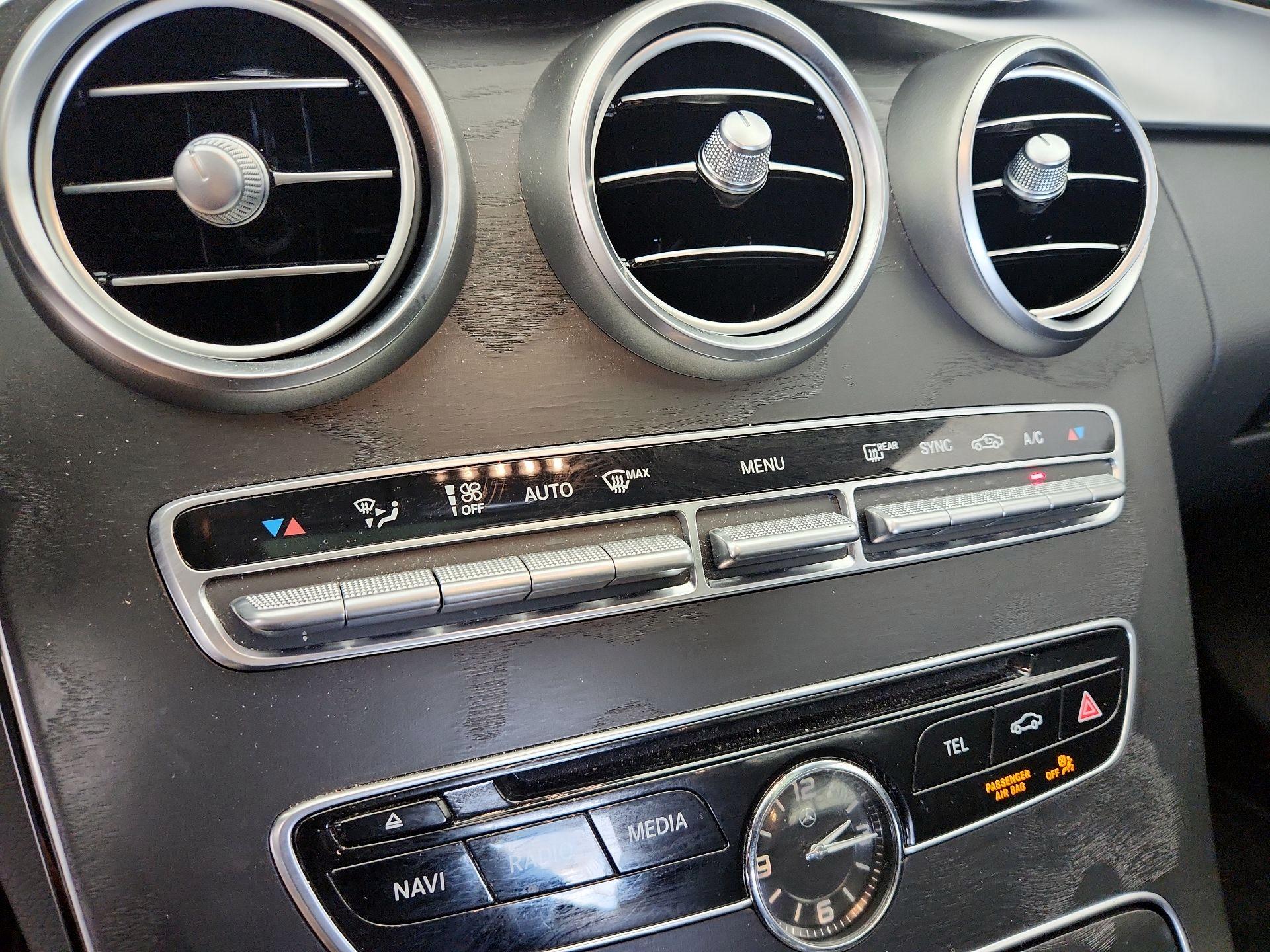 Thumbnail: 2016 Mercedes-Benz C-Class - 17