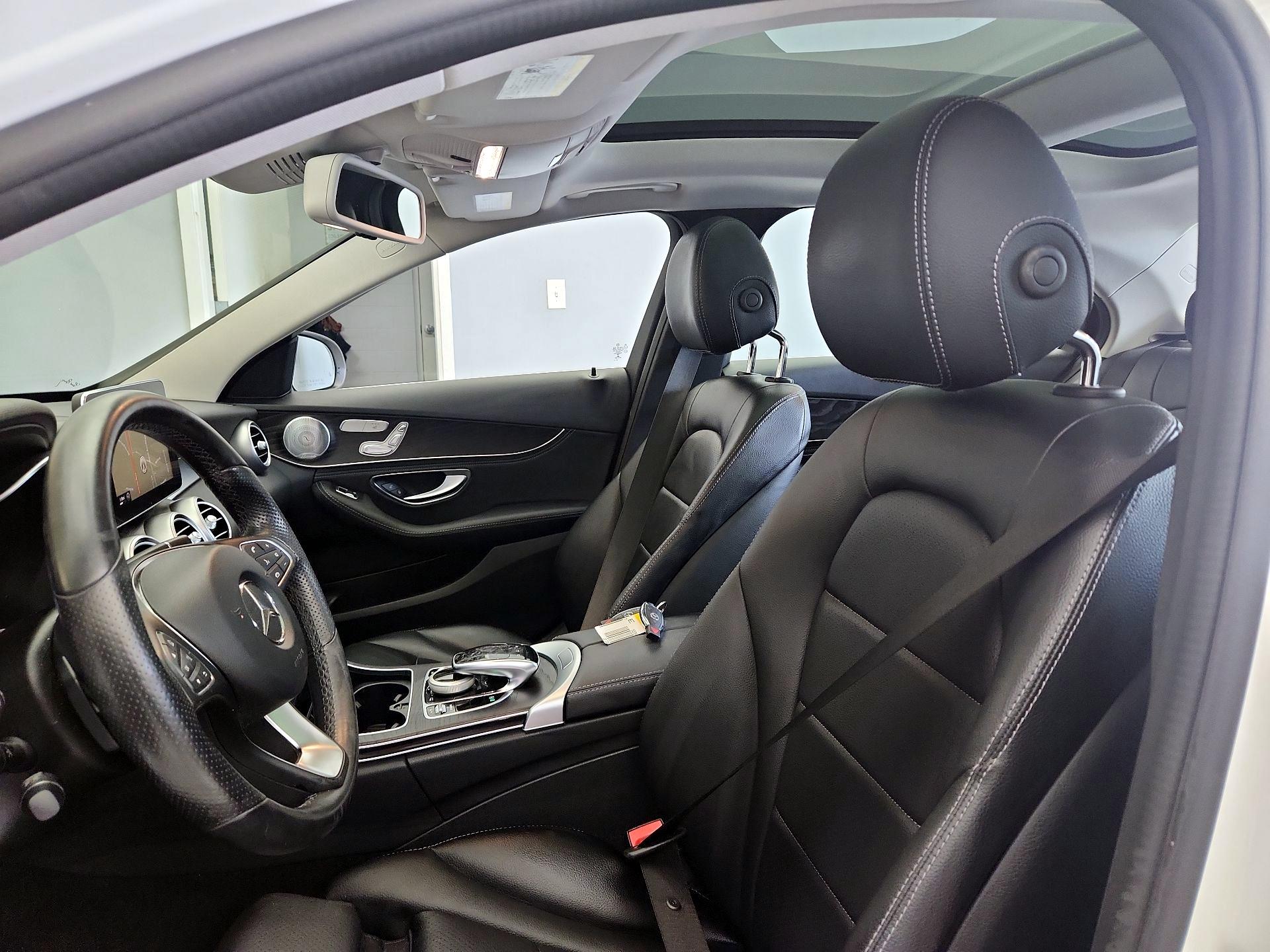 Thumbnail: 2016 Mercedes-Benz C-Class - 19
