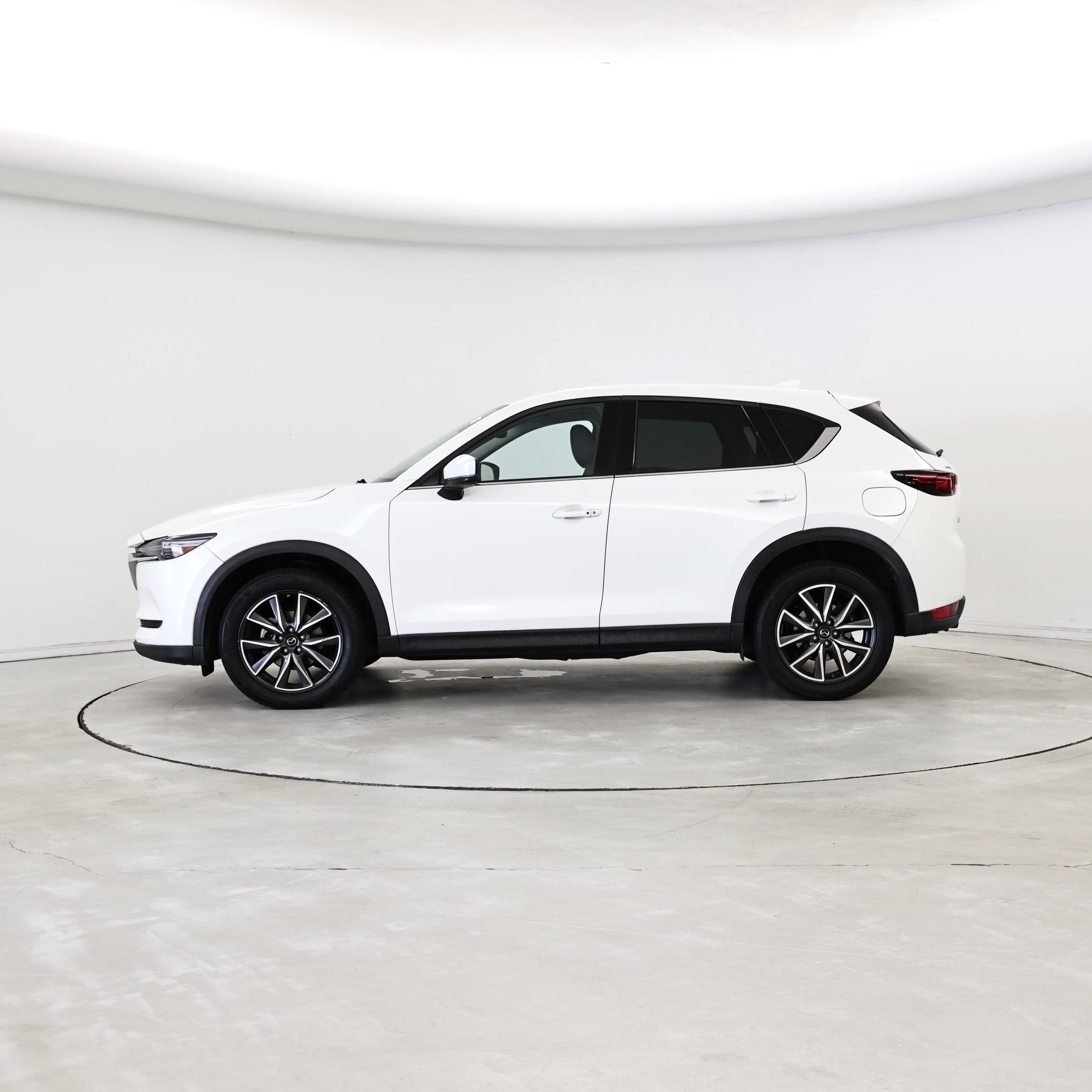 Thumbnail: 2017 Mazda CX-5 - 3