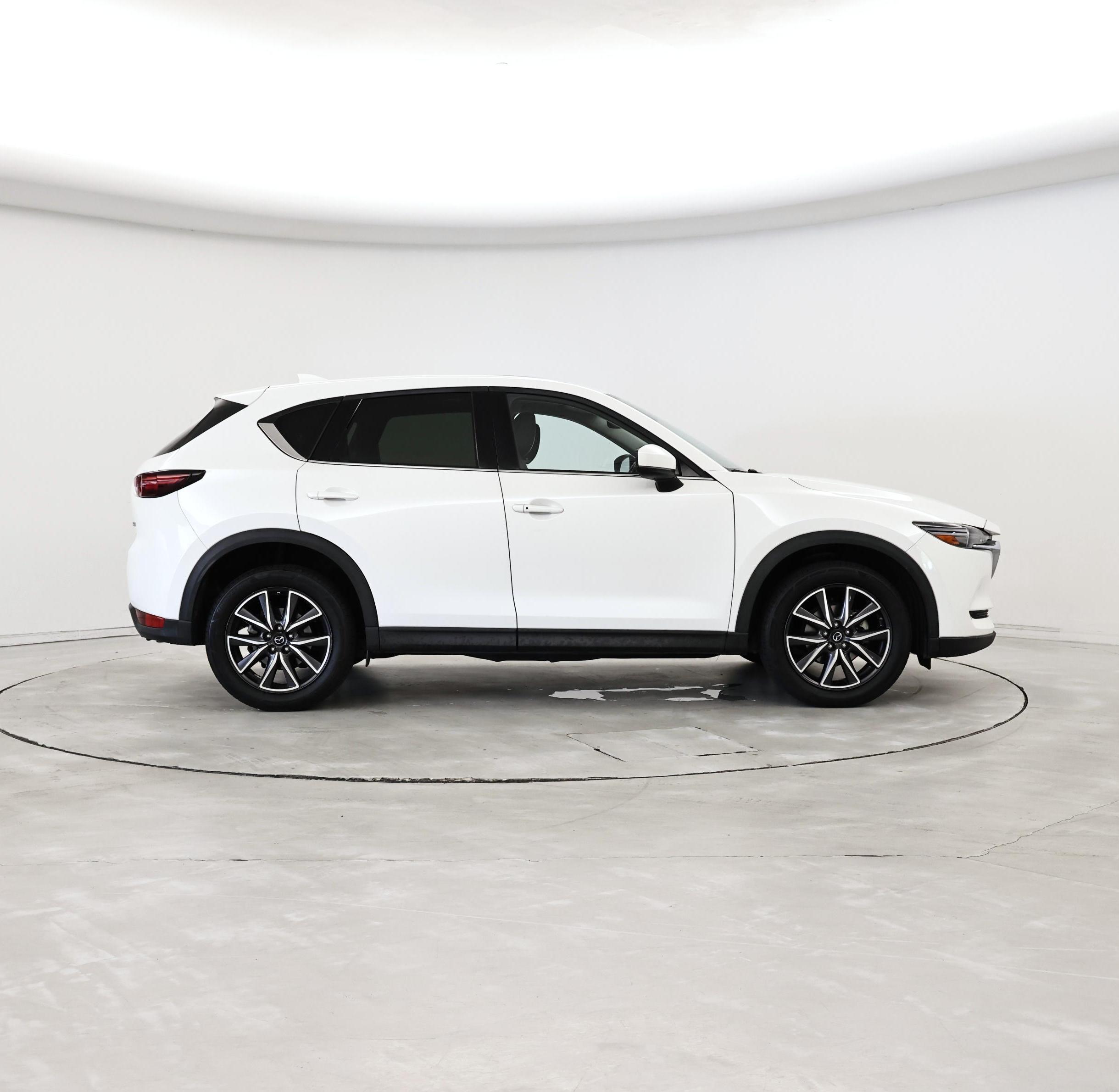 Thumbnail: 2017 Mazda CX-5 - 7