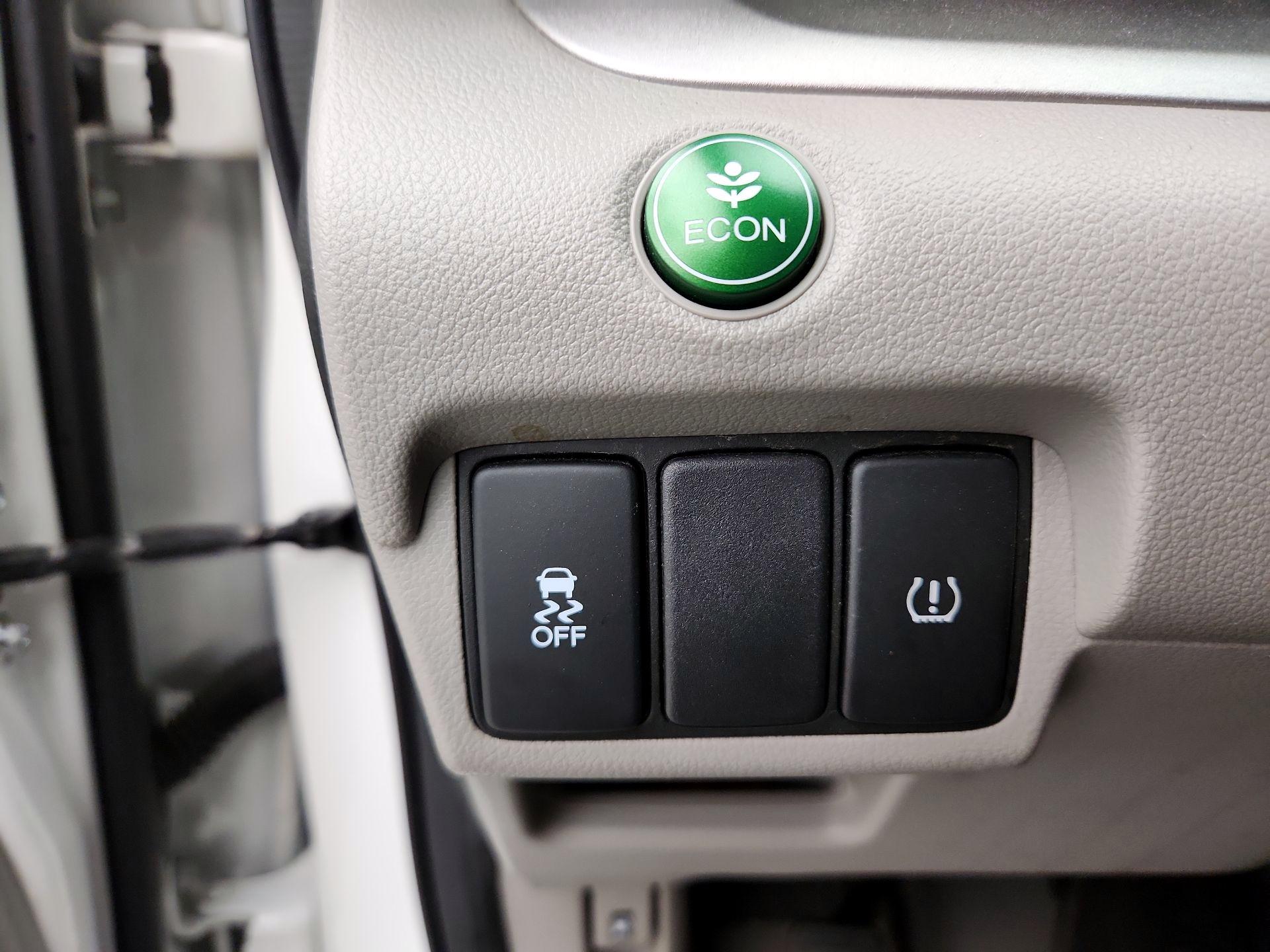 Thumbnail: 2014 Honda CR-V - 13