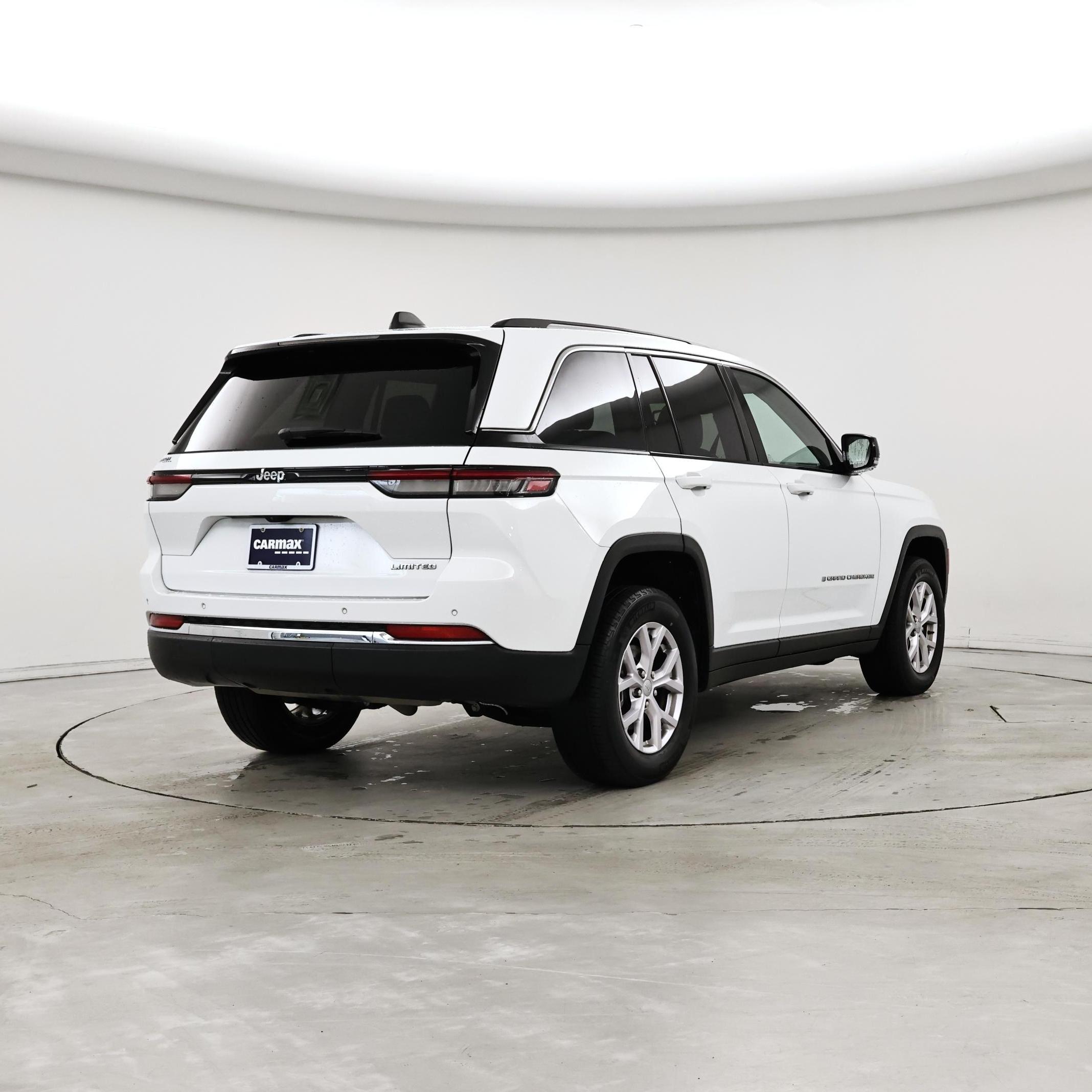 Thumbnail: 2022 Jeep Grand Cherokee - 8