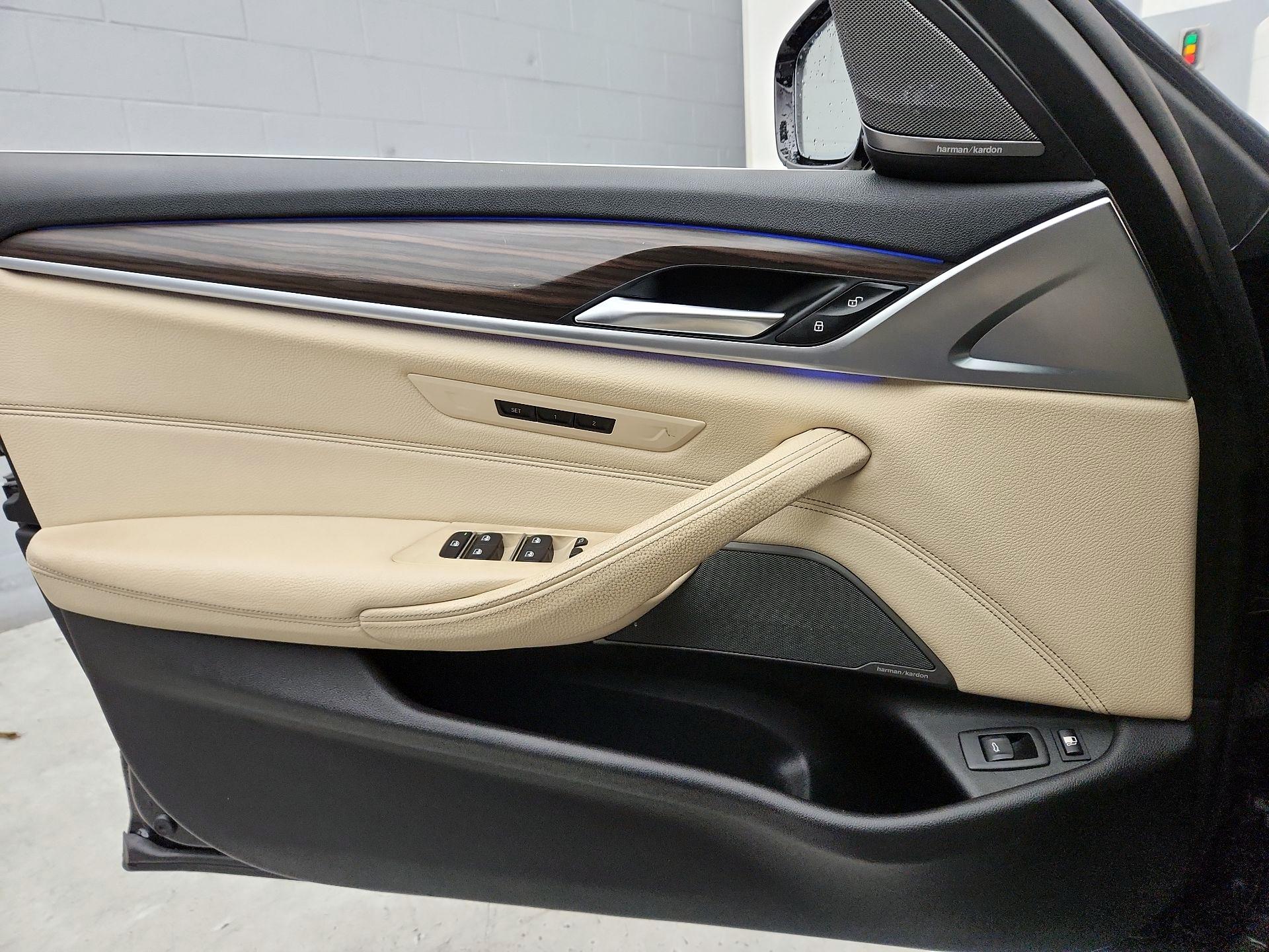 Thumbnail: 2018 BMW 5 Series - 12