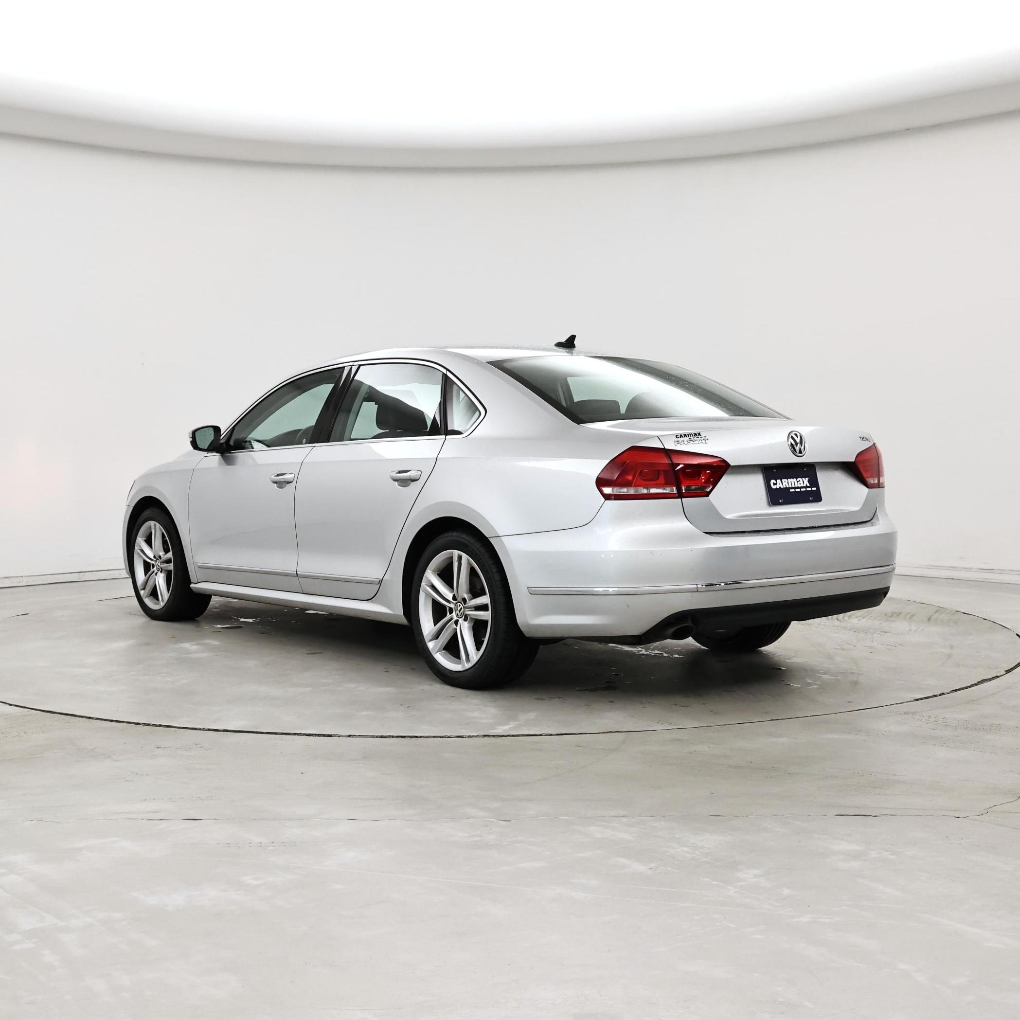 Thumbnail: 2015 Volkswagen Passat - 2