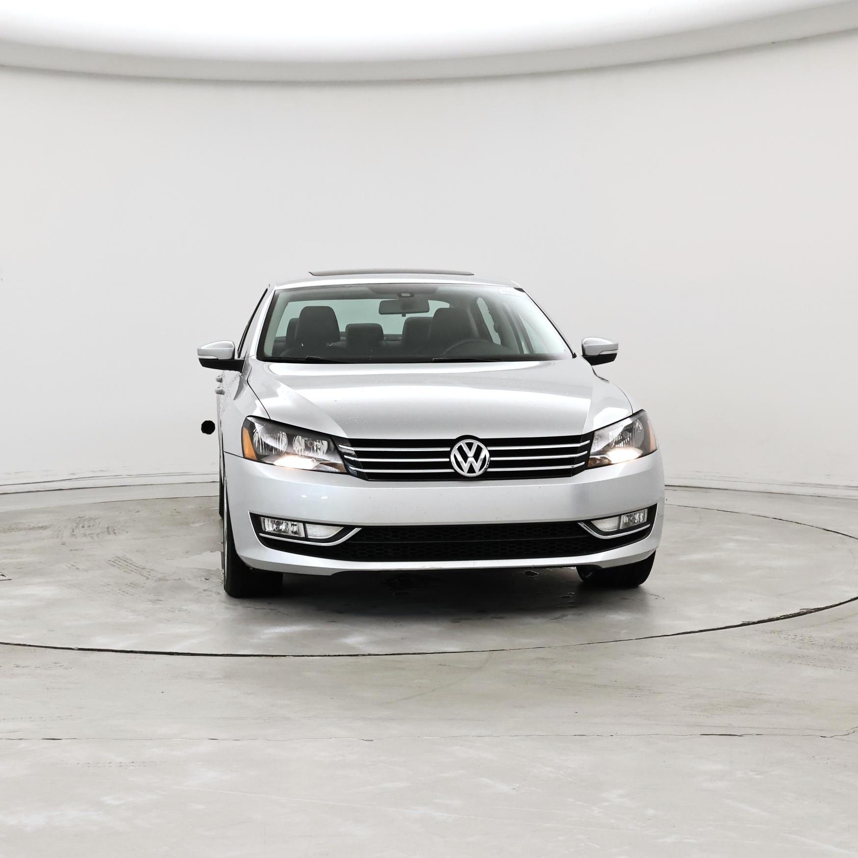 Thumbnail: 2015 Volkswagen Passat - 5
