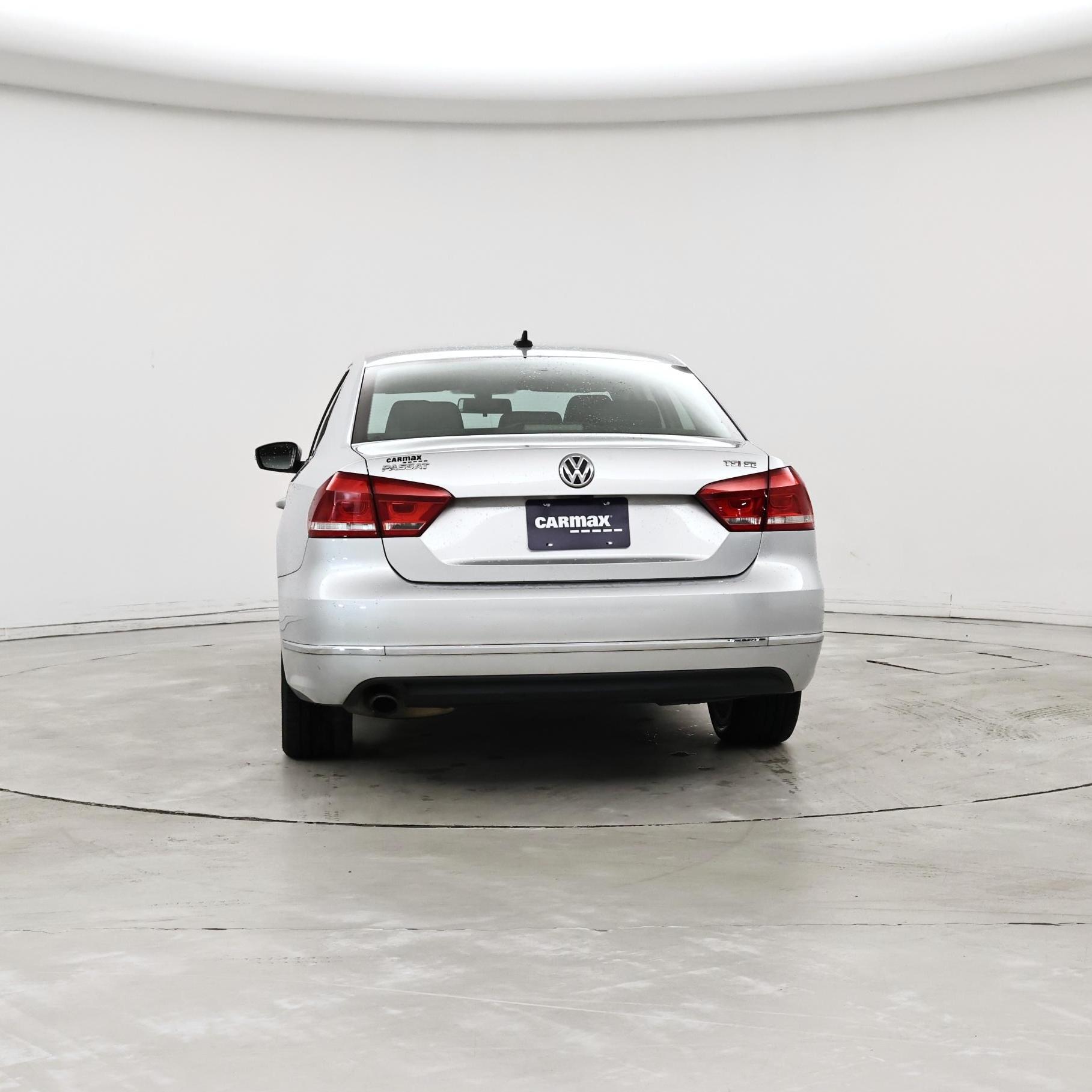 Thumbnail: 2015 Volkswagen Passat - 6