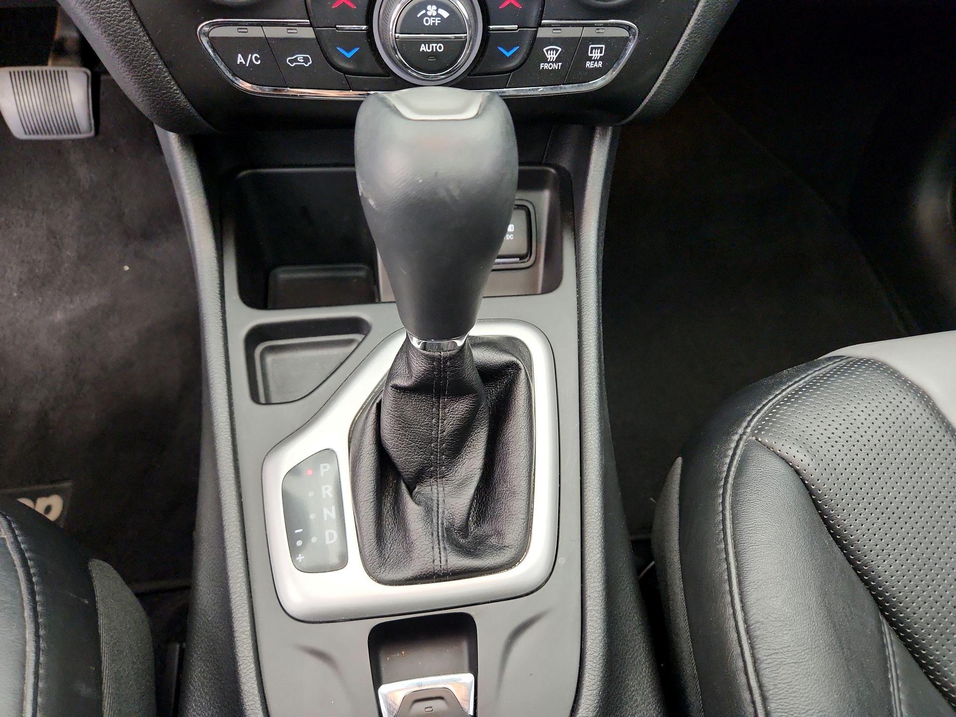 Thumbnail: 2014 Jeep Cherokee - 18