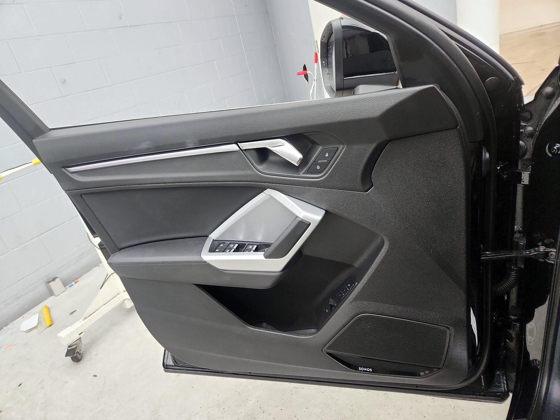 Thumbnail: 2022 Audi Q3 - 12