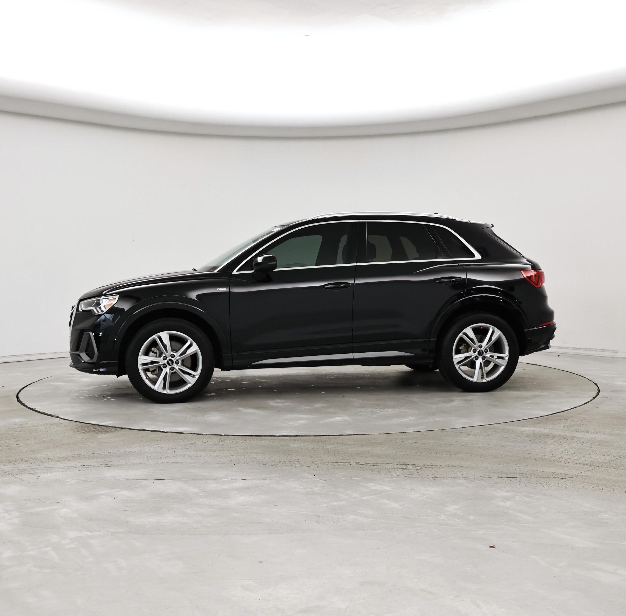 Thumbnail: 2022 Audi Q3 - 3
