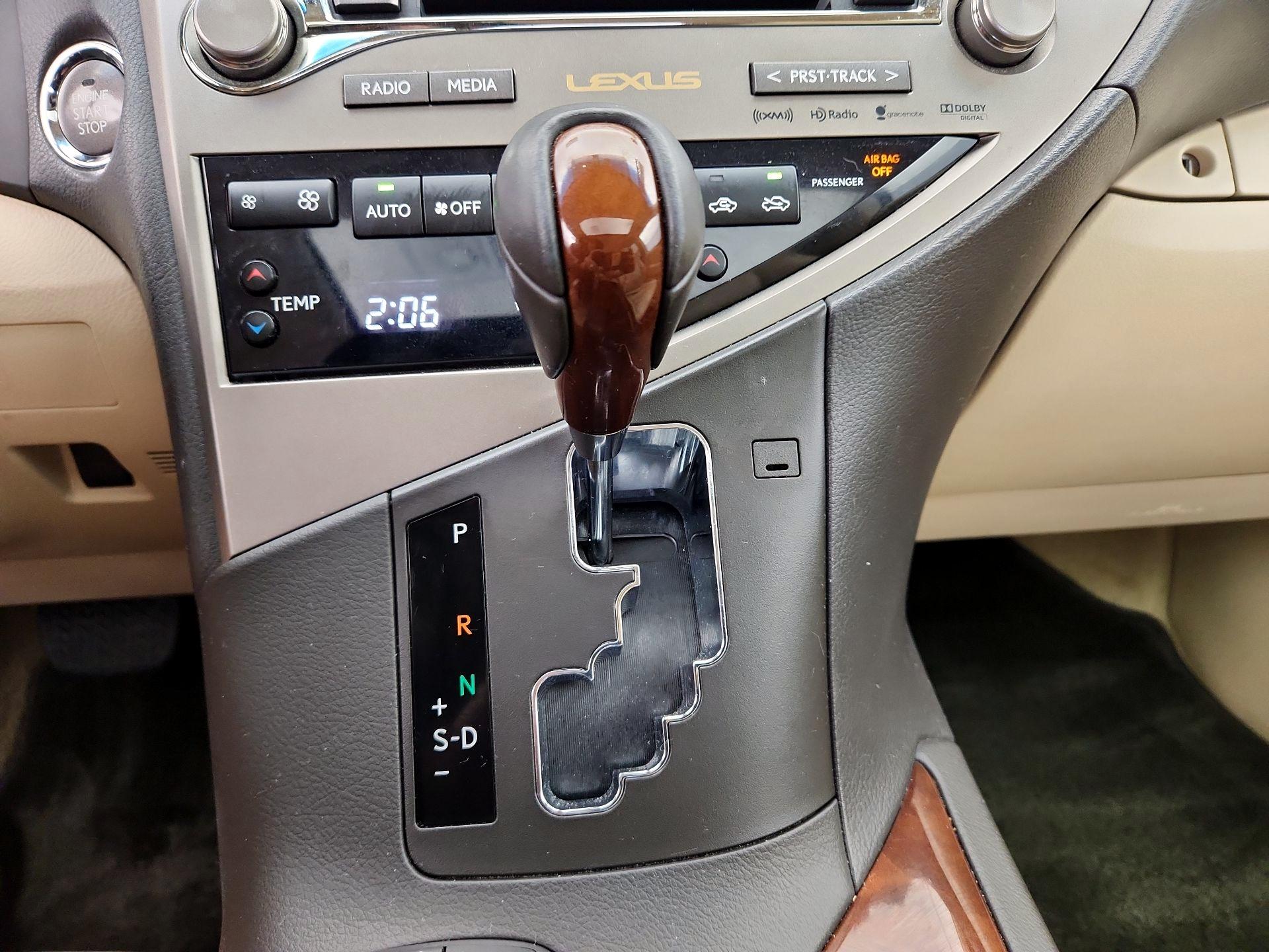 Thumbnail: 2014 Lexus RX - 18