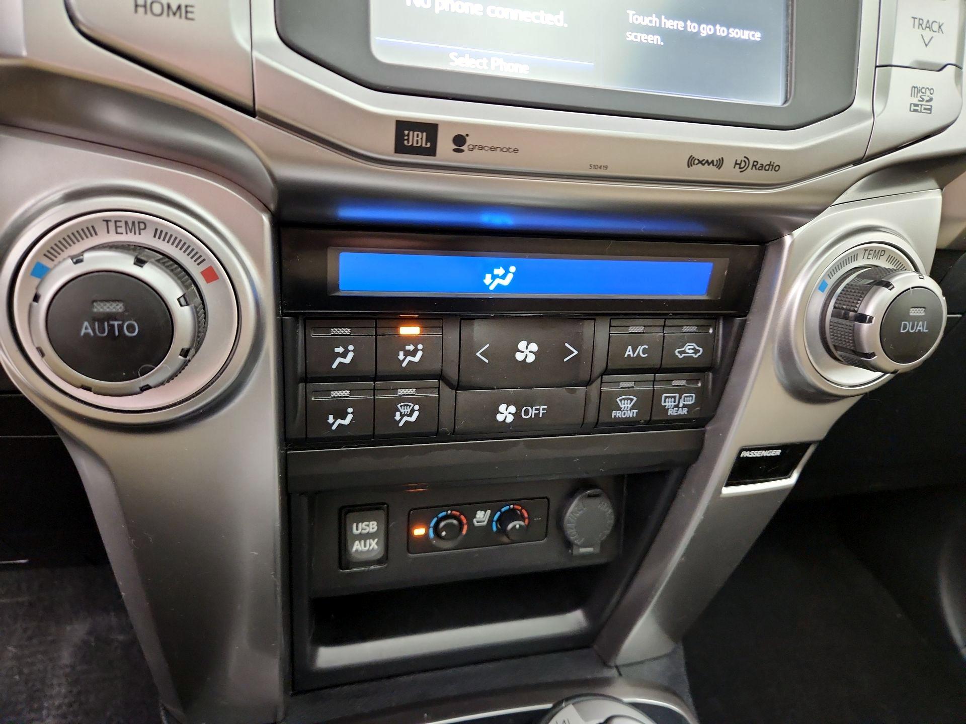 Thumbnail: 2019 Toyota 4Runner - 17