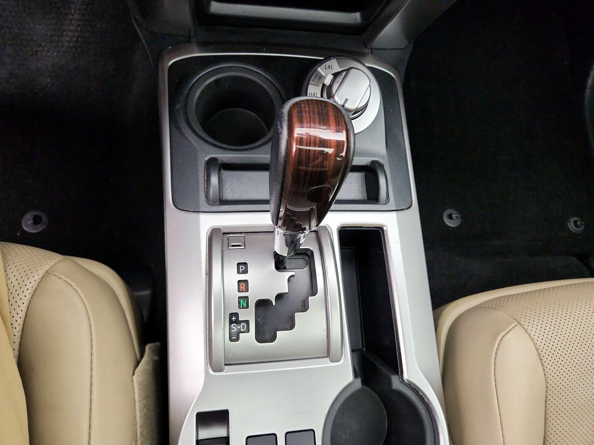Thumbnail: 2019 Toyota 4Runner - 18