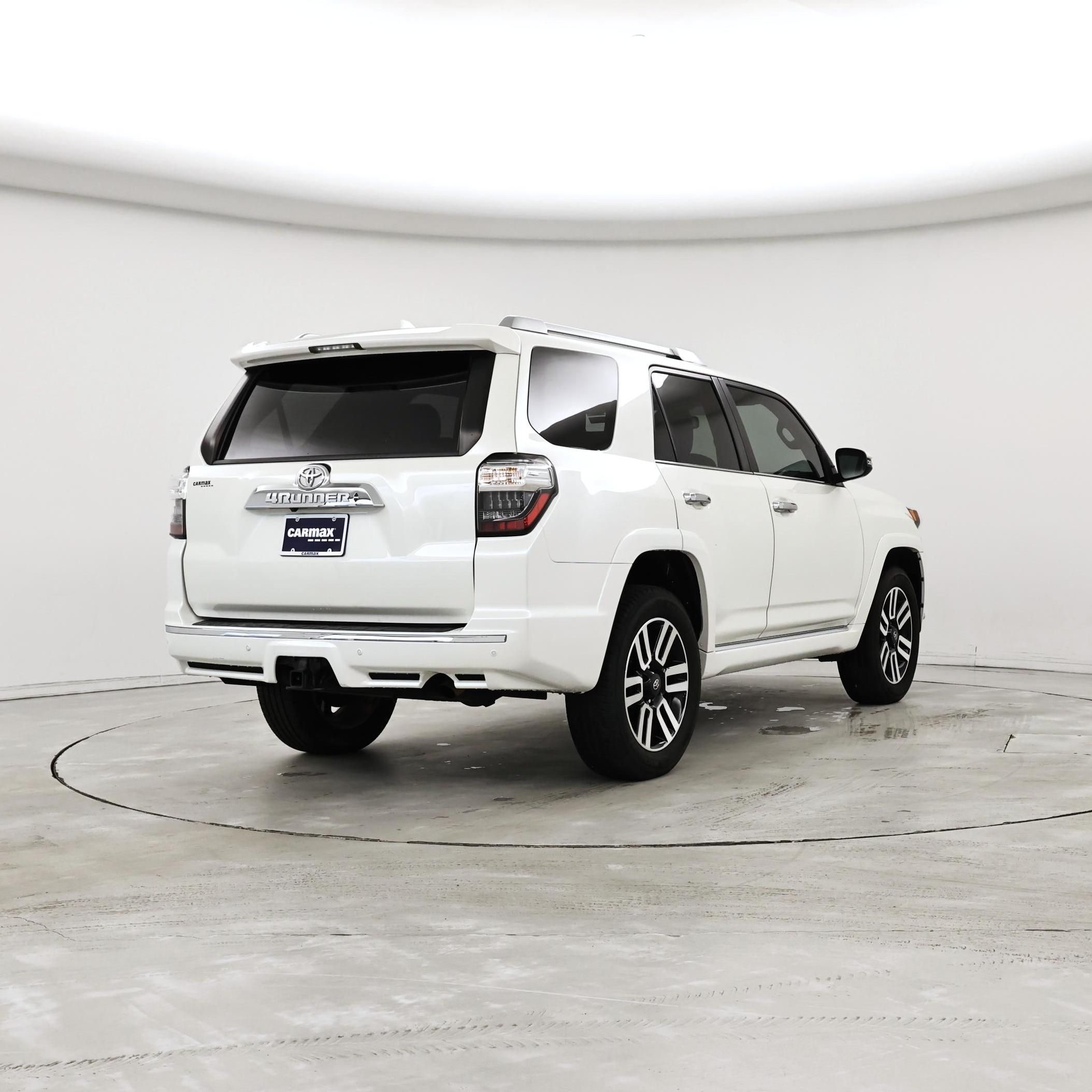 Thumbnail: 2019 Toyota 4Runner - 8