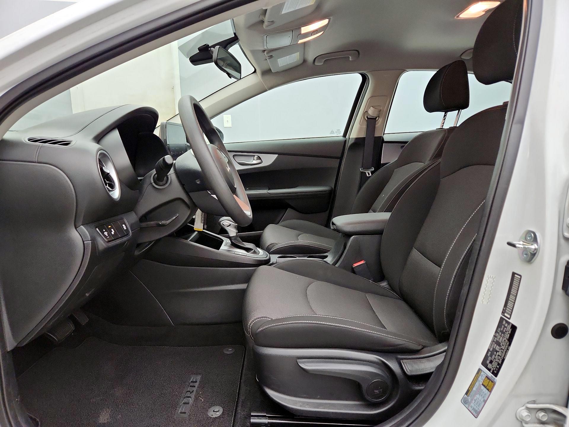 Thumbnail: 2023 Kia Forte - 11