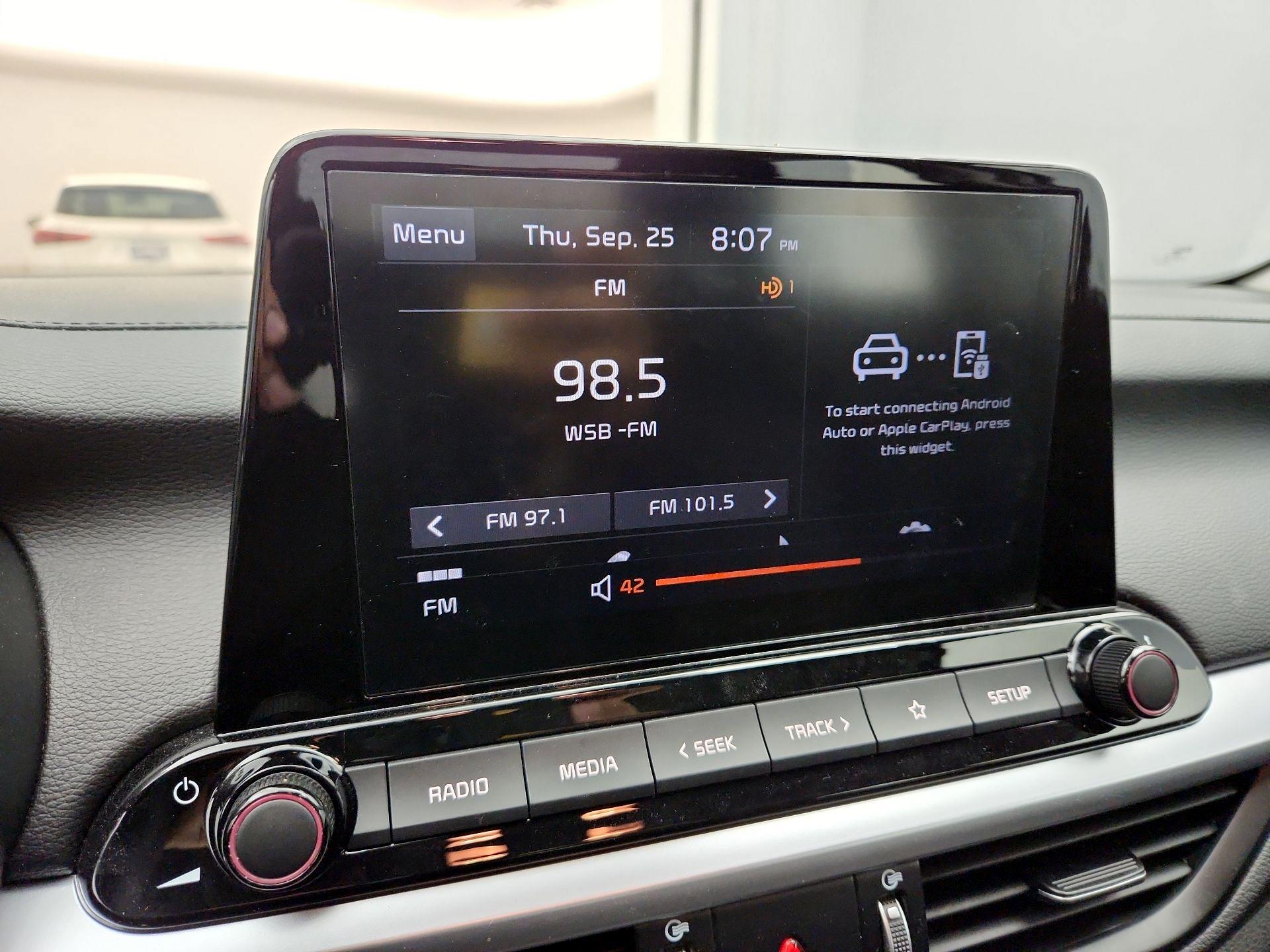 Thumbnail: 2023 Kia Forte - 15