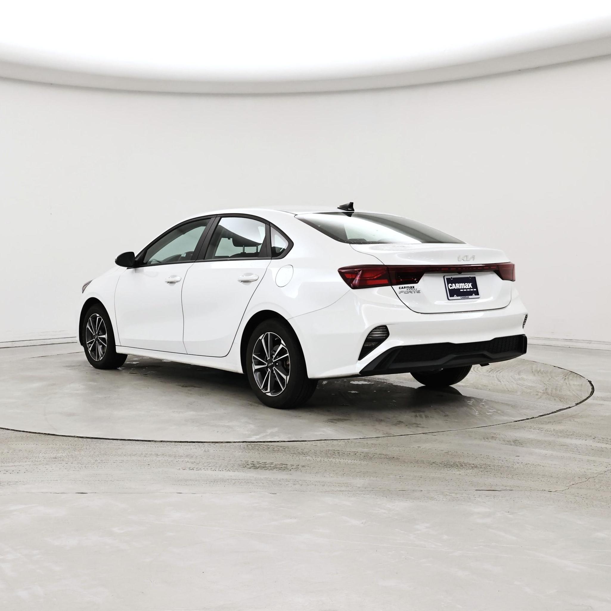 Thumbnail: 2023 Kia Forte - 2