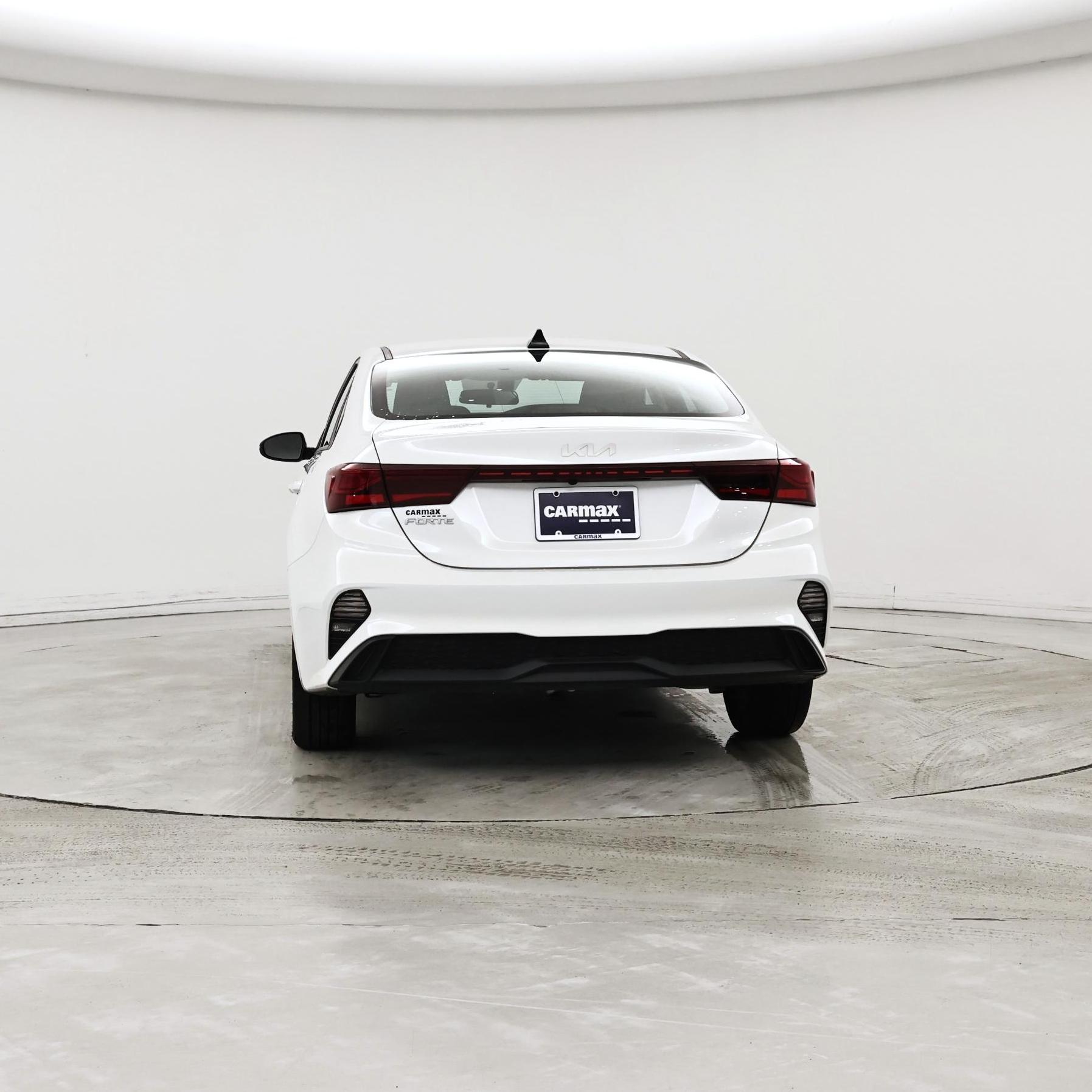 Thumbnail: 2023 Kia Forte - 6