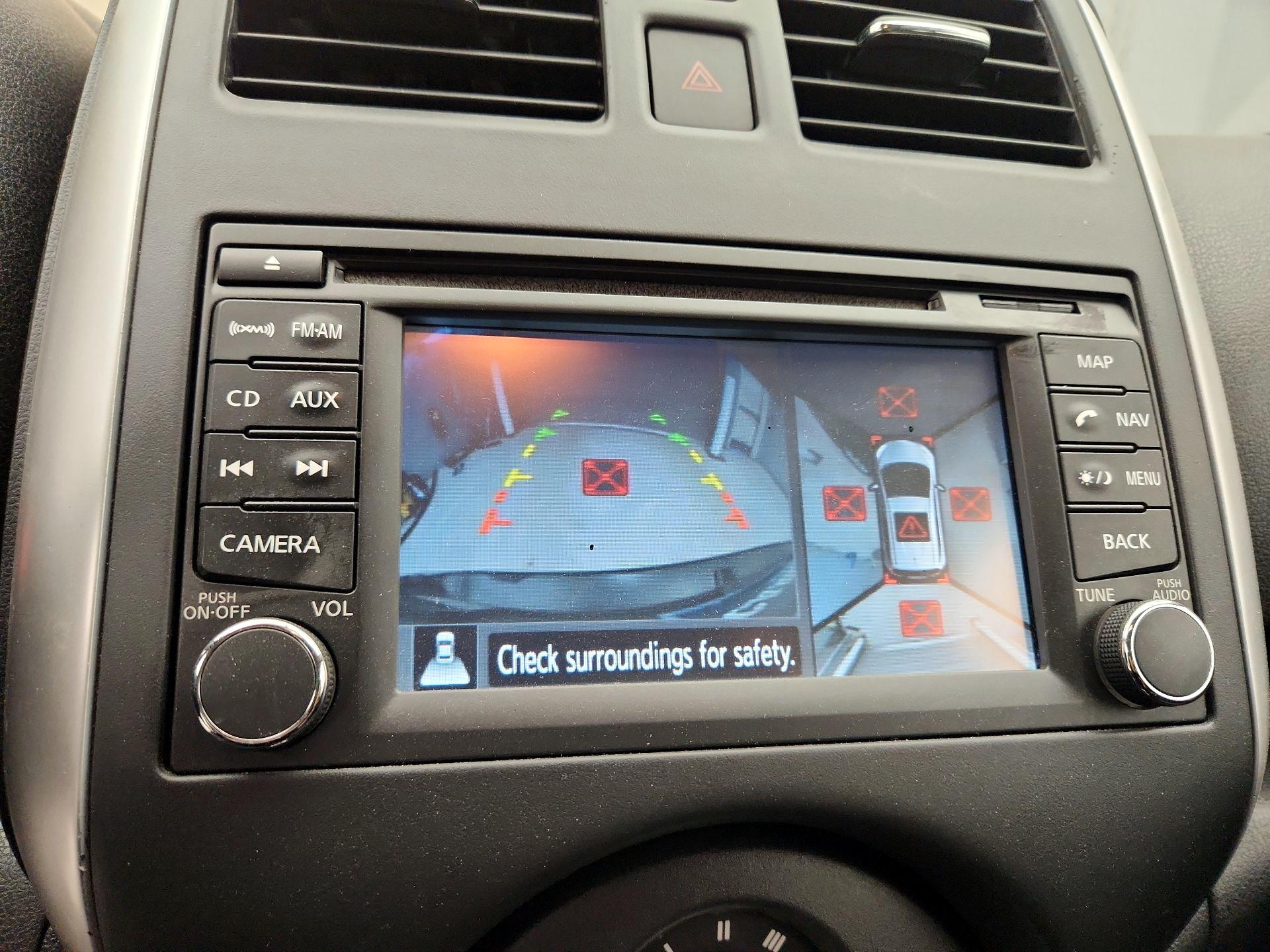 Thumbnail: 2014 Nissan Versa Note - 15