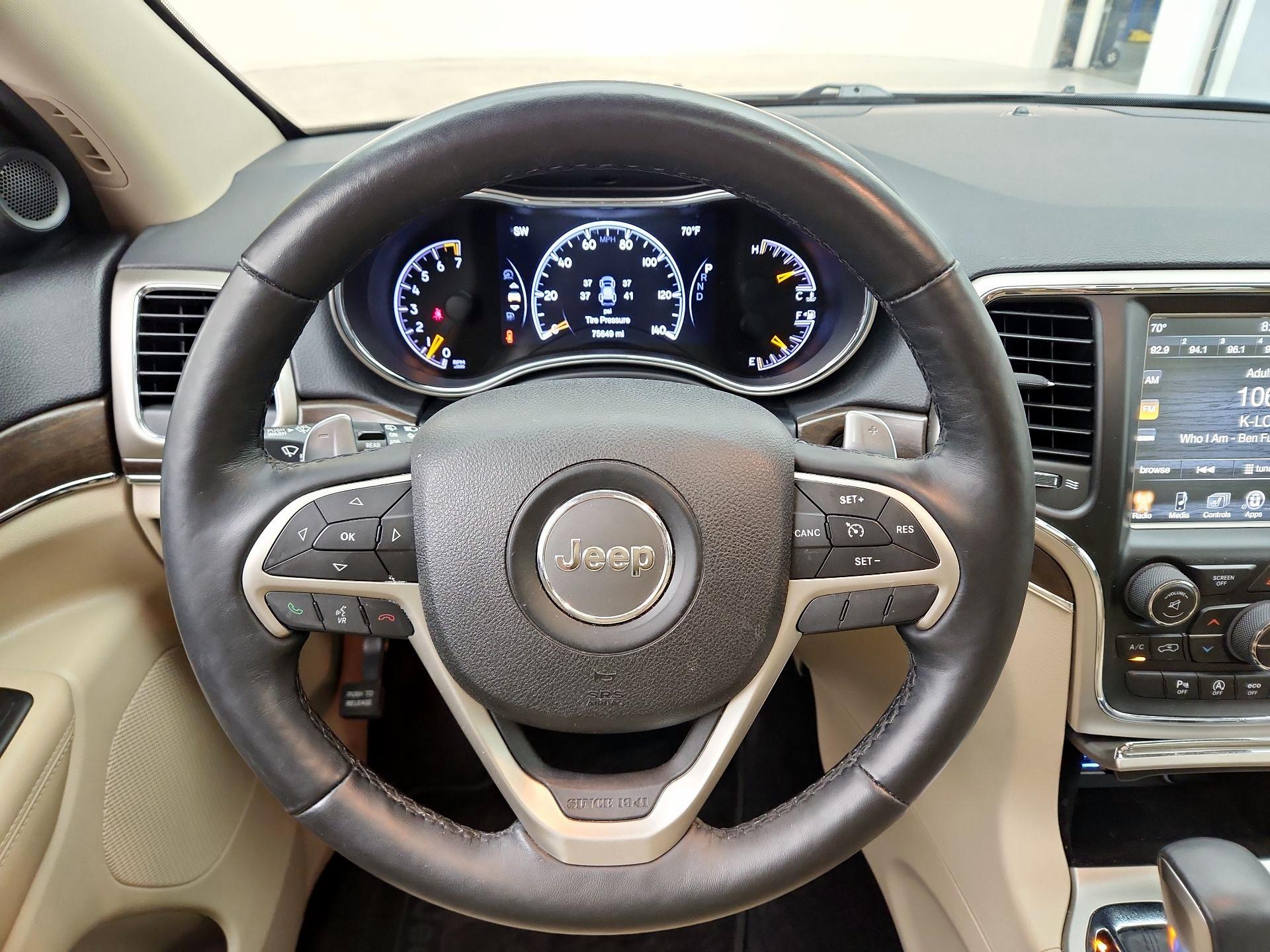 Thumbnail: 2017 Jeep Grand Cherokee - 10