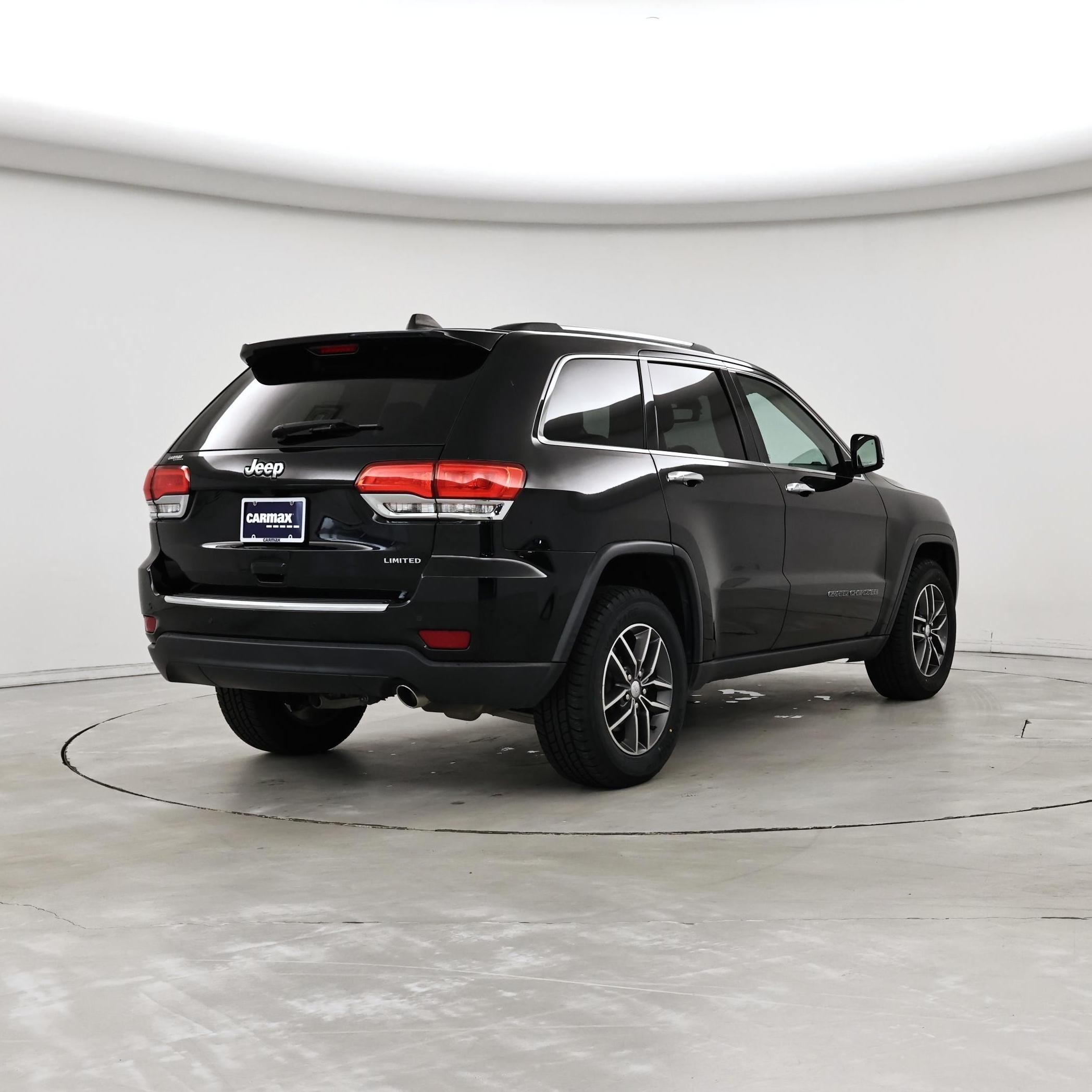 Thumbnail: 2017 Jeep Grand Cherokee - 8