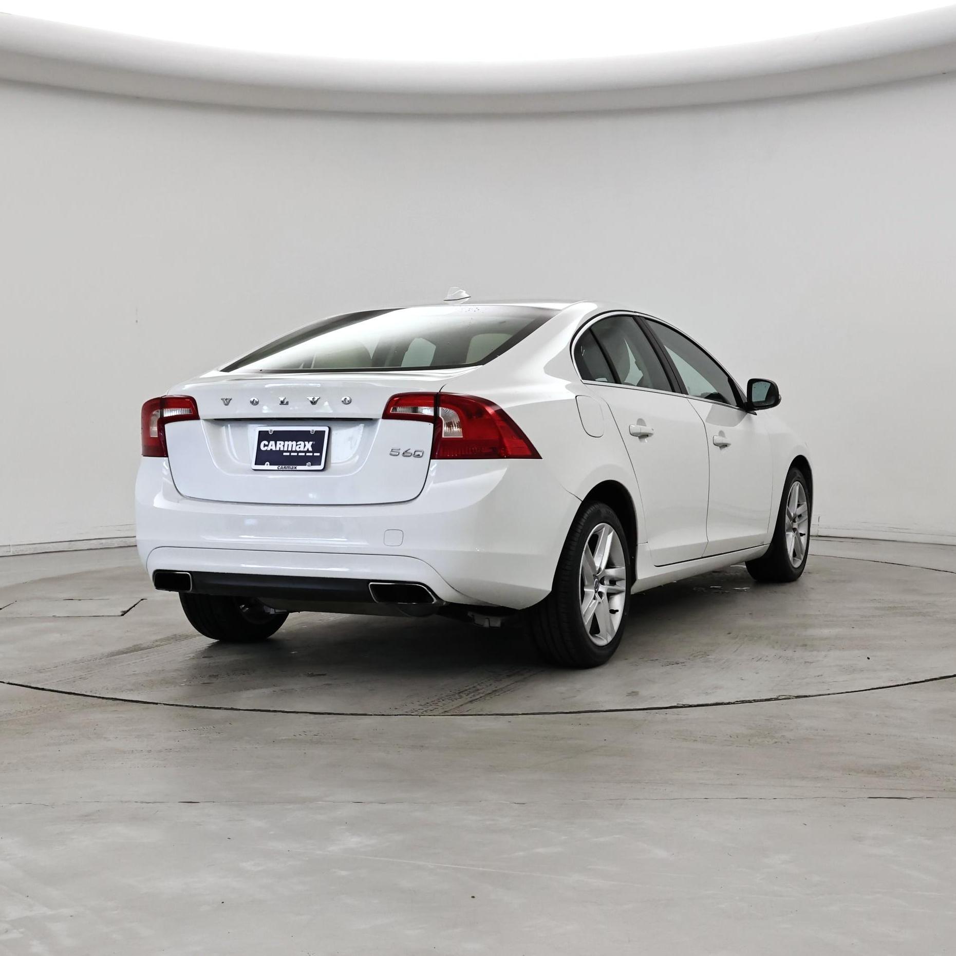 Thumbnail: 2015 Volvo S60 - 8