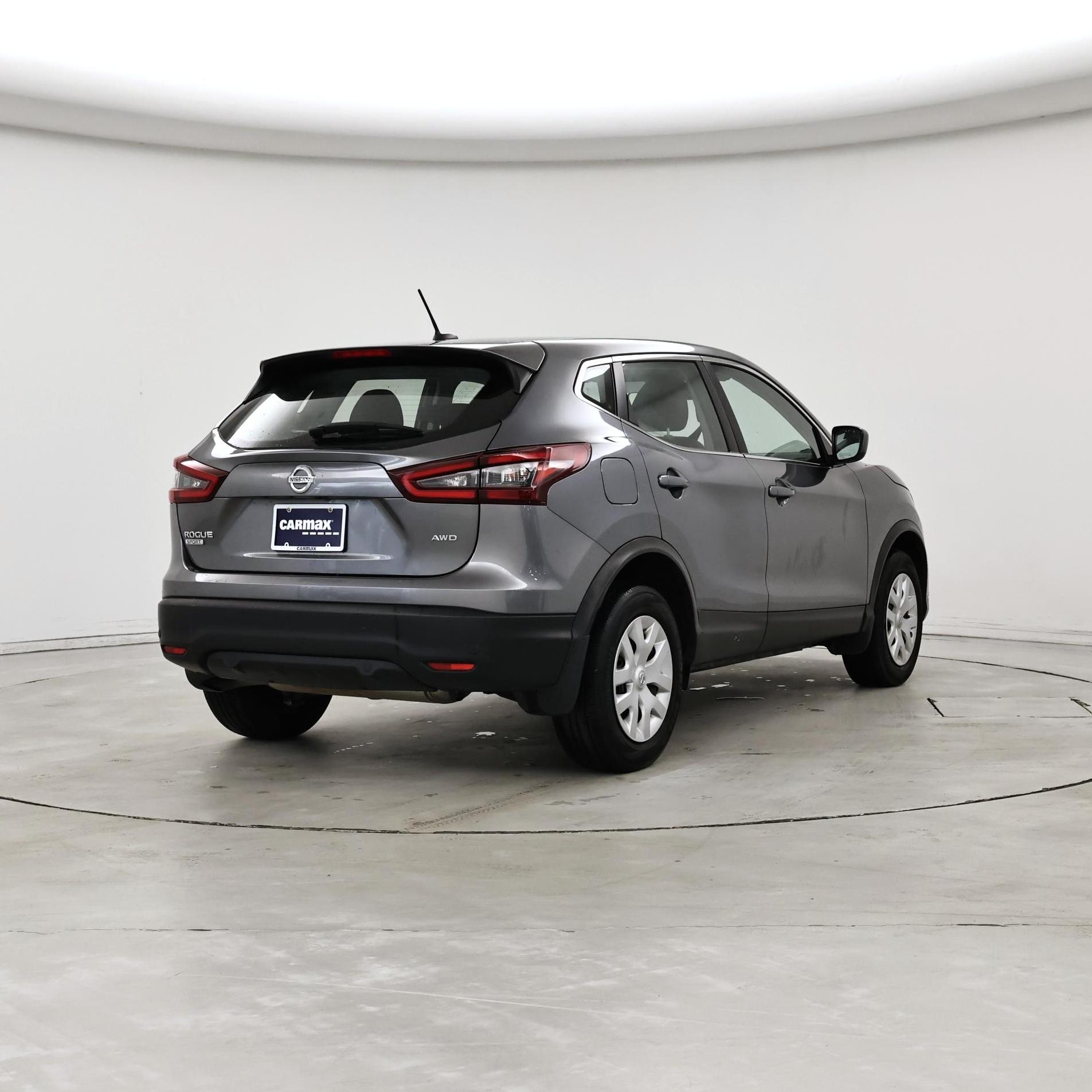 Thumbnail: 2020 Nissan Rogue Sport - 8
