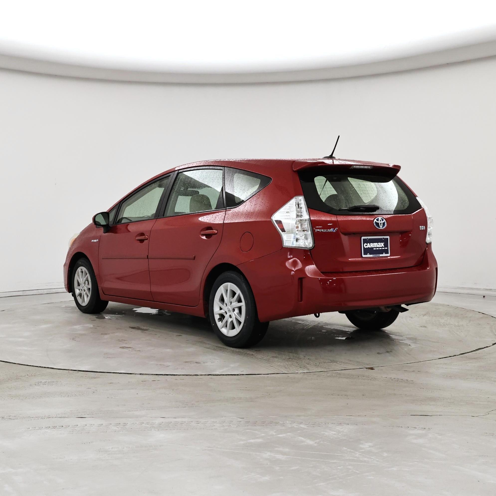 Thumbnail: 2014 Toyota Prius v - 2