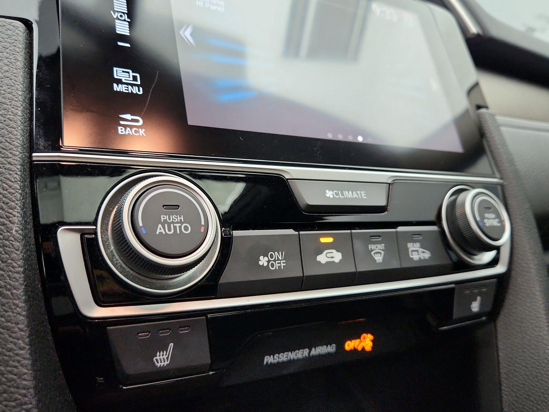 Thumbnail: 2016 Honda Civic - 16