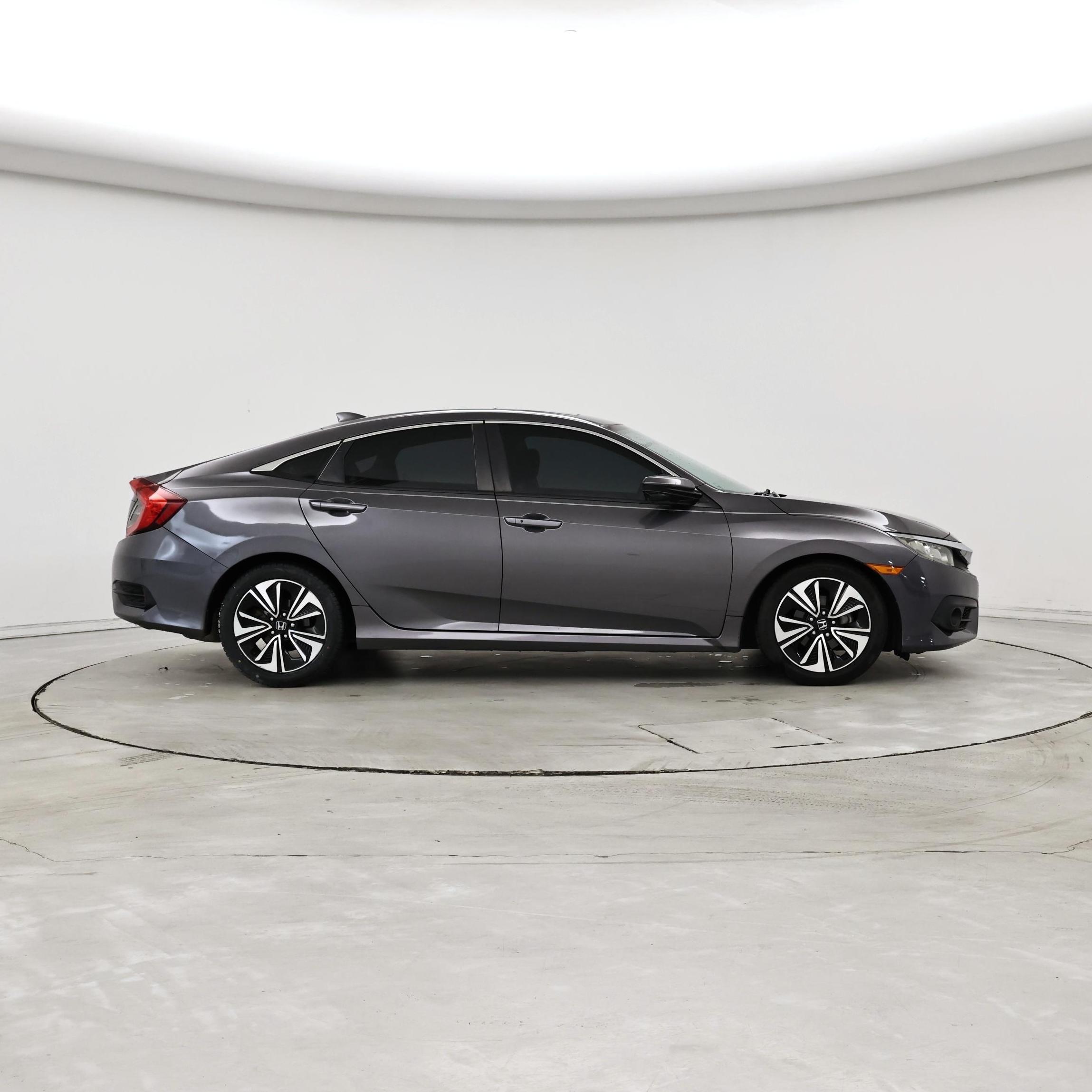 Thumbnail: 2016 Honda Civic - 7