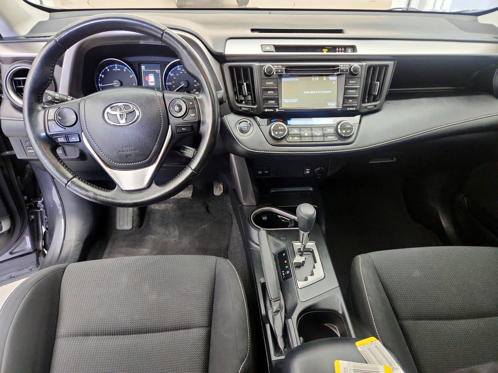 Thumbnail: 2018 Toyota RAV4 - 9