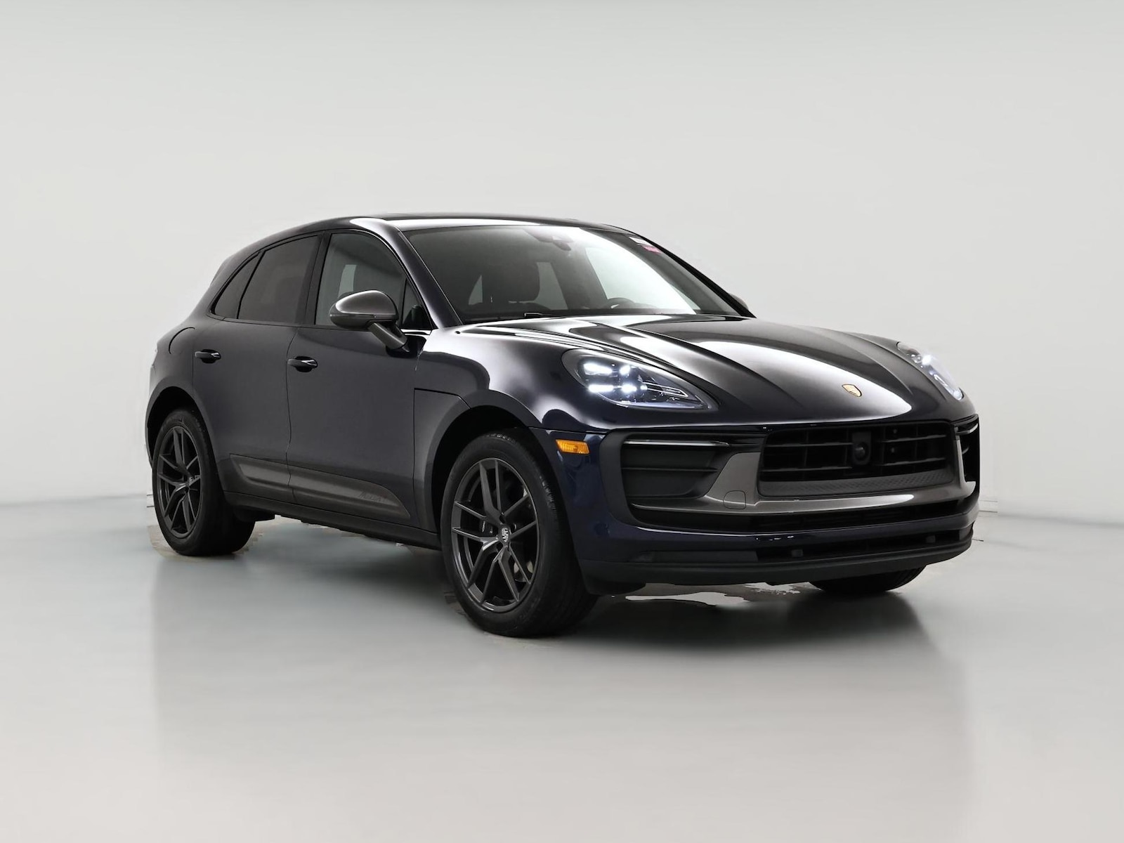 2023 Porsche Macan T