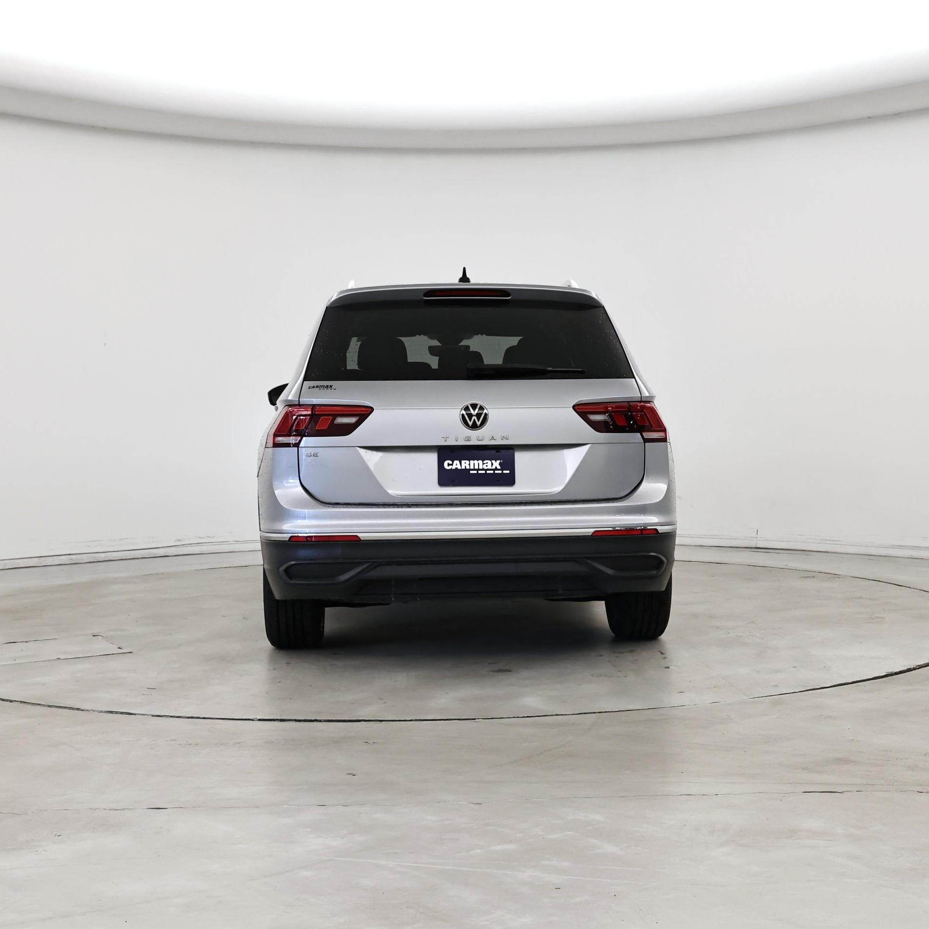 Thumbnail: 2022 Volkswagen Tiguan - 6