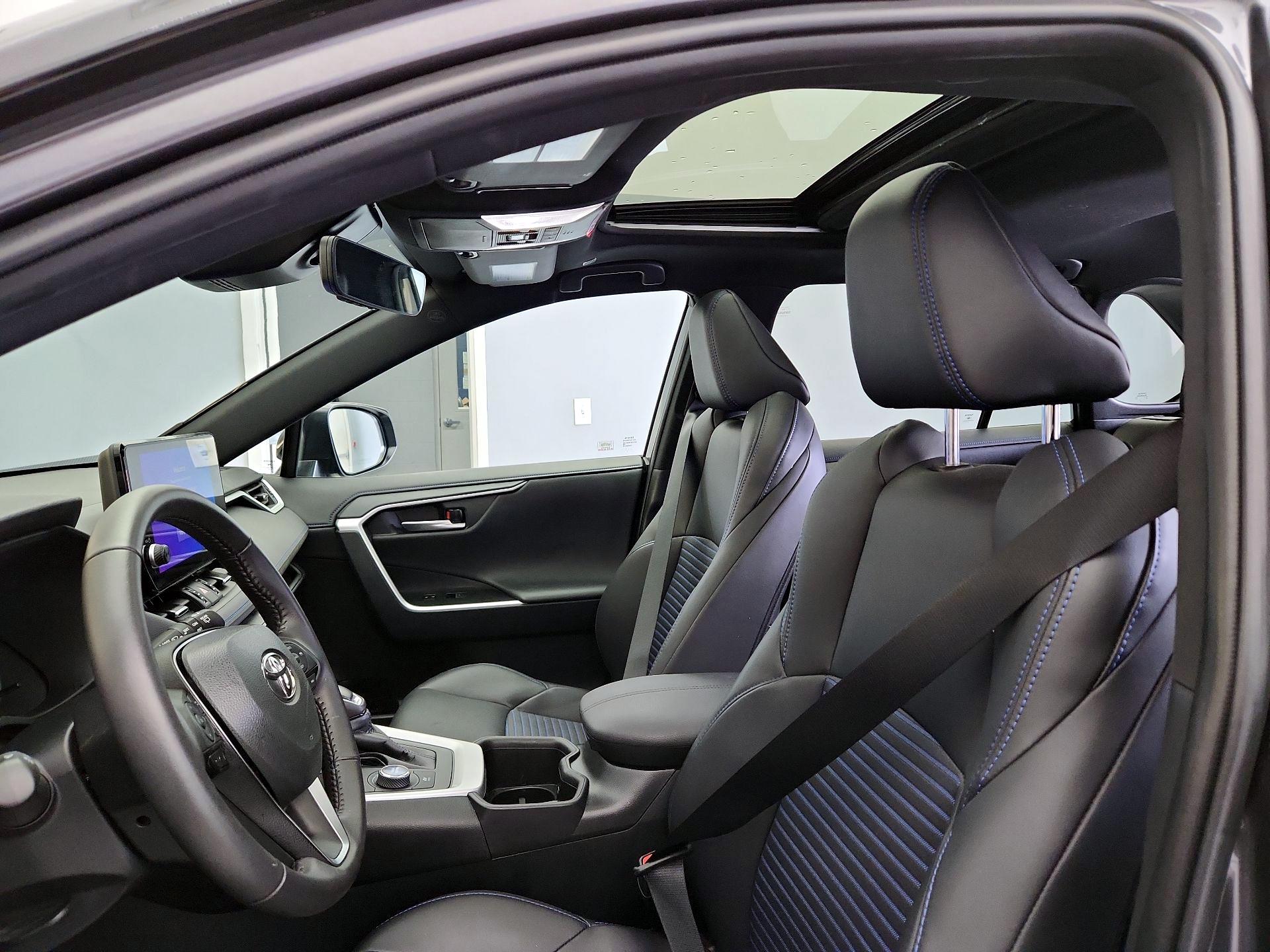 Thumbnail: 2024 Toyota RAV4 - 19