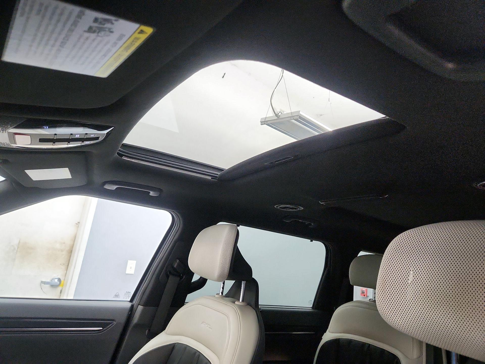 Thumbnail: 2024 Kia EV9 - 20